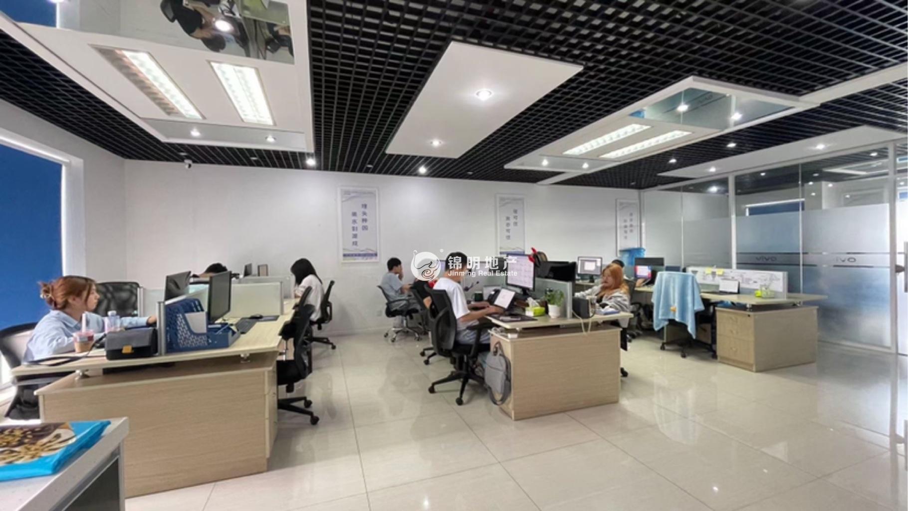 长风国盛中心213平米写字楼出租