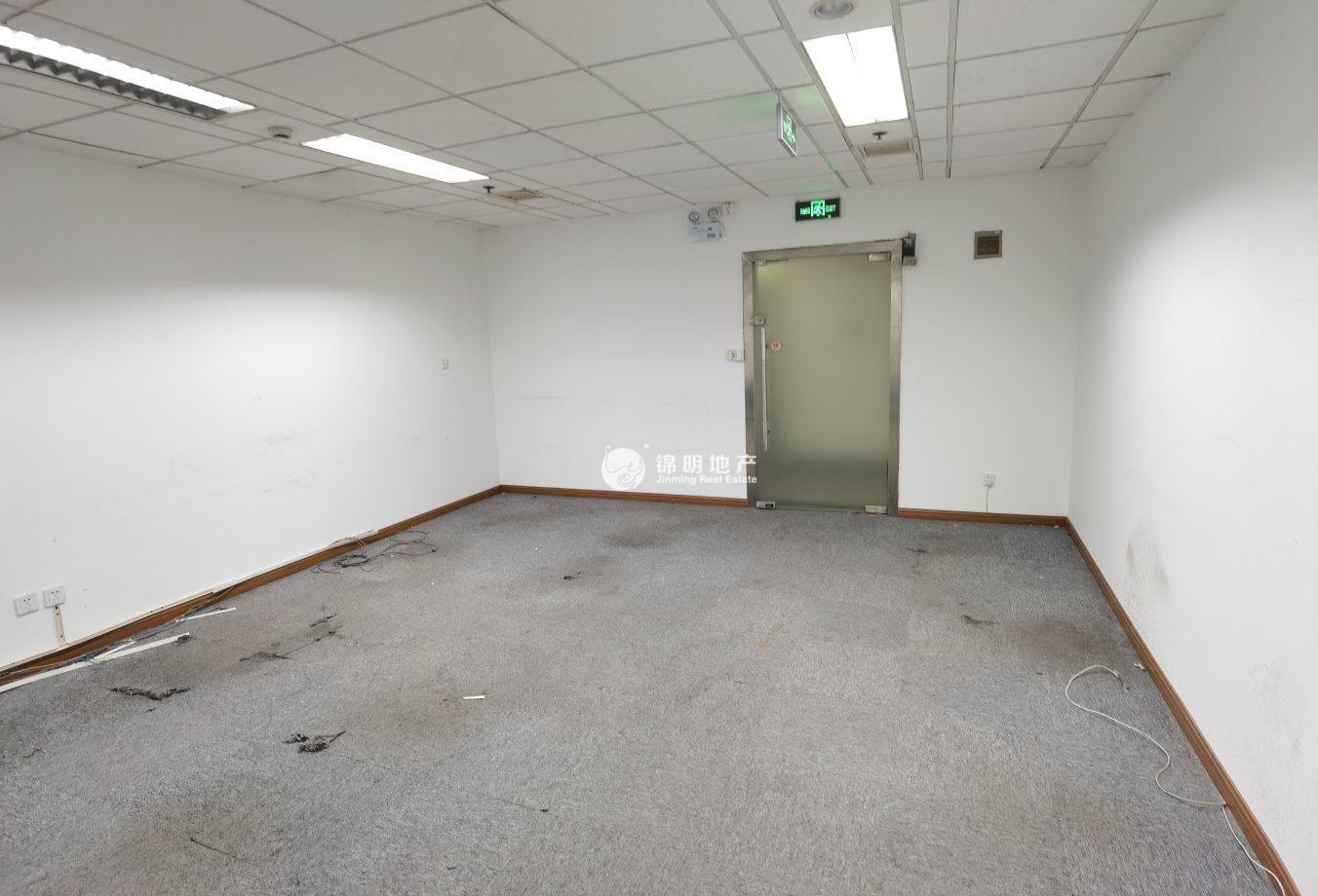 南京西路仲益大厦65平米写字楼出租