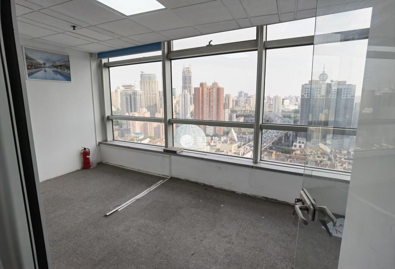 南京西路仲益大厦121平米写字楼出租