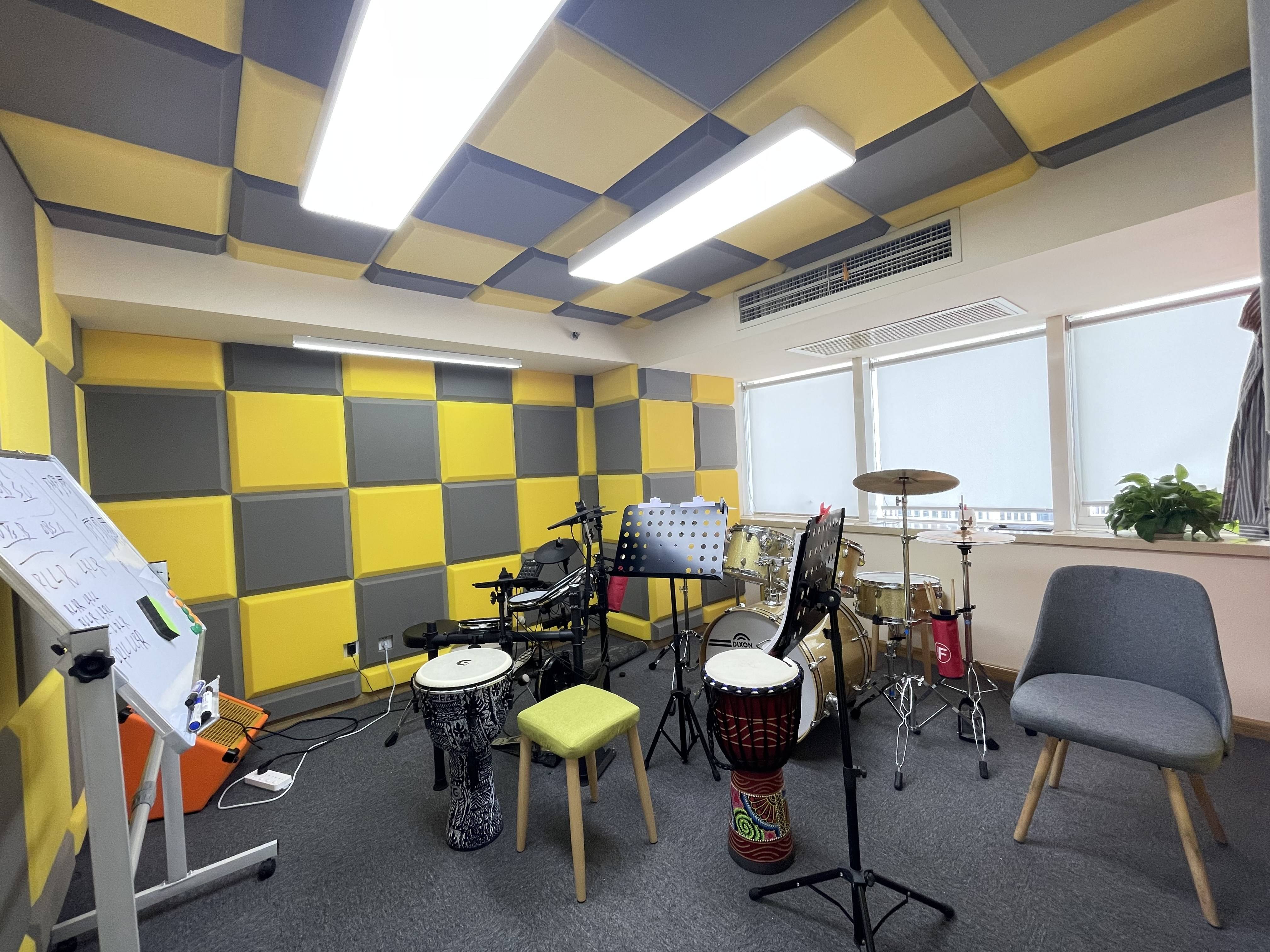 四川北路海泰时代大厦88平米写字楼出租