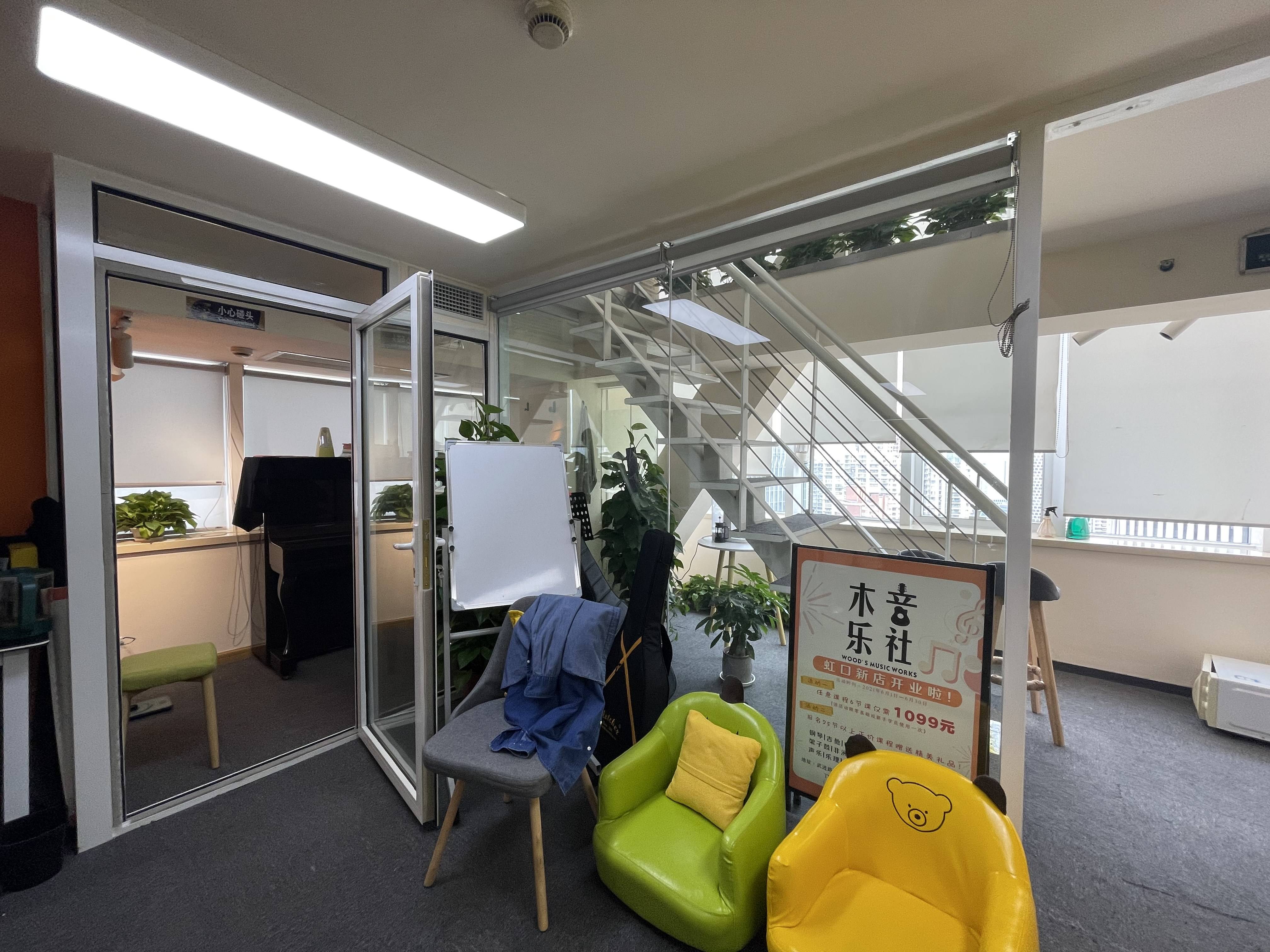 四川北路海泰时代大厦88平米写字楼出租