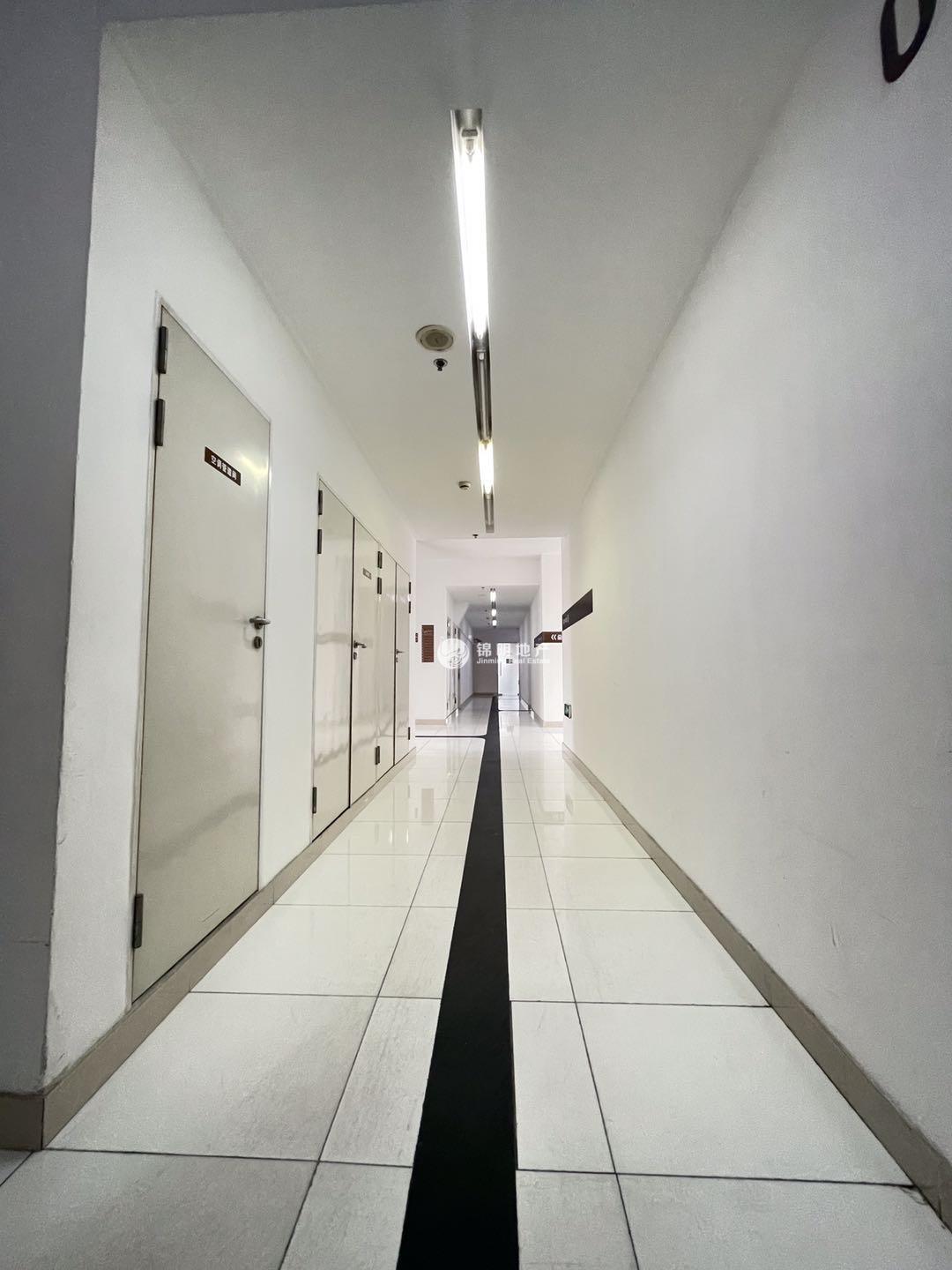 四川北路海泰时代大厦88平米写字楼出租