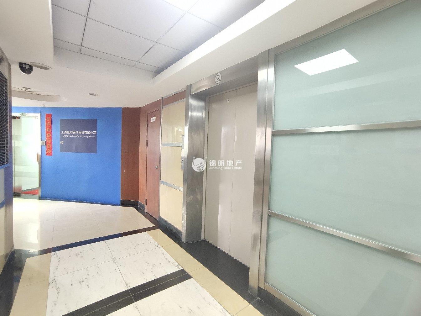 中山公园嘉利大厦71平米写字楼出租