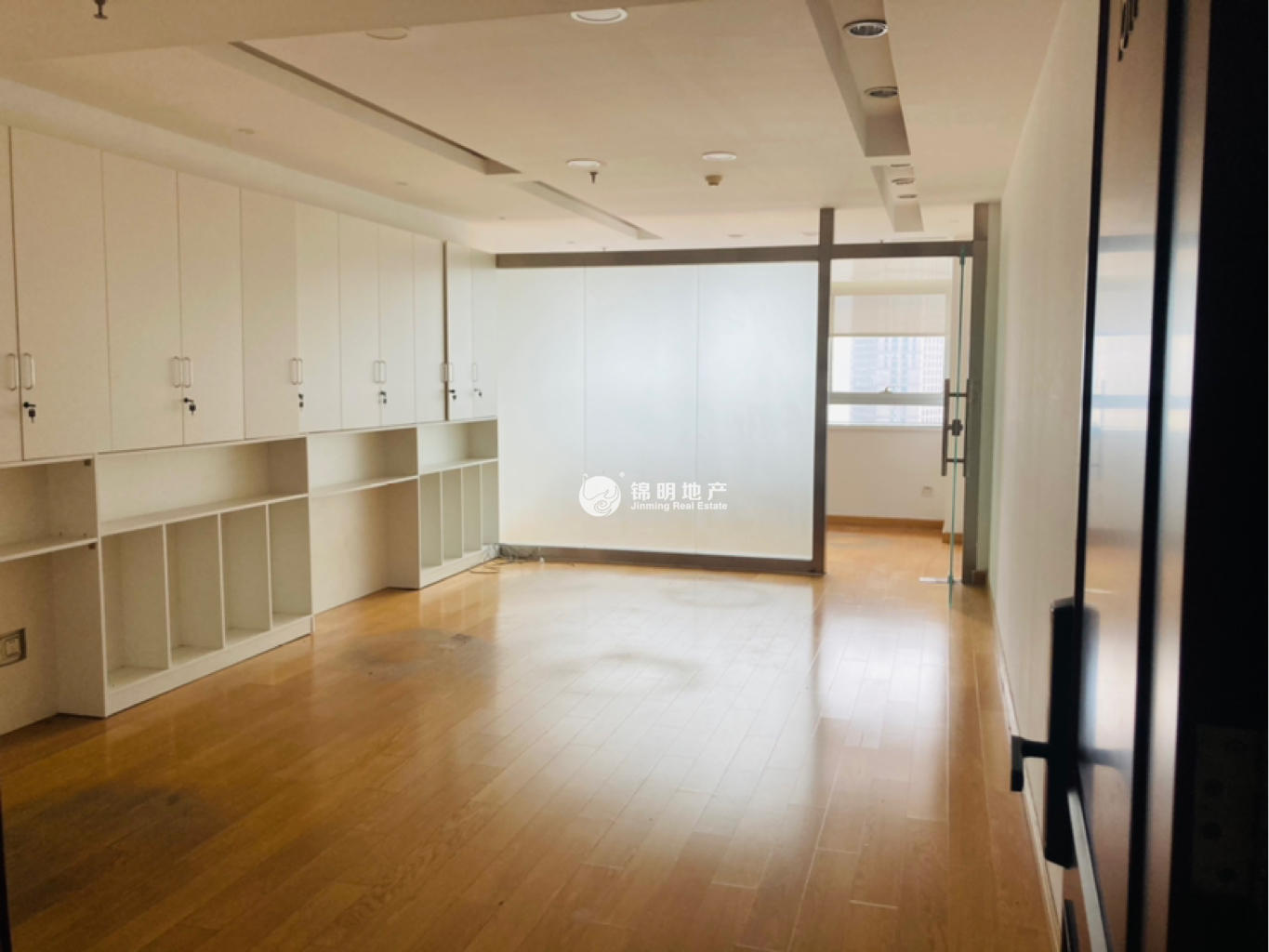 北外滩耀江发展中心765平米写字楼出租