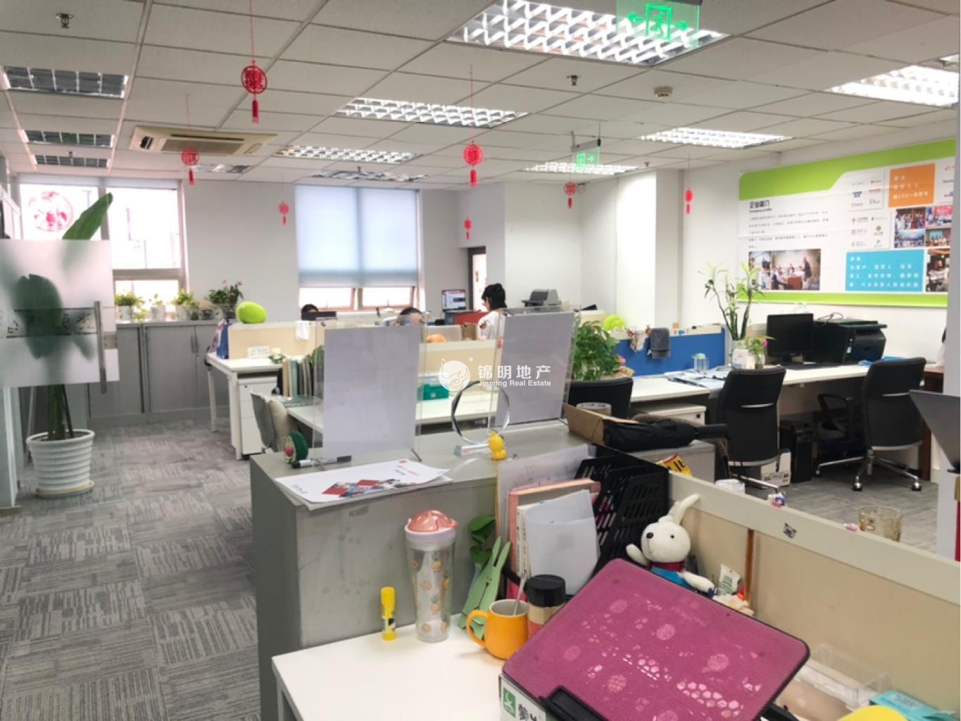 打浦桥致远大厦155平米写字楼出租