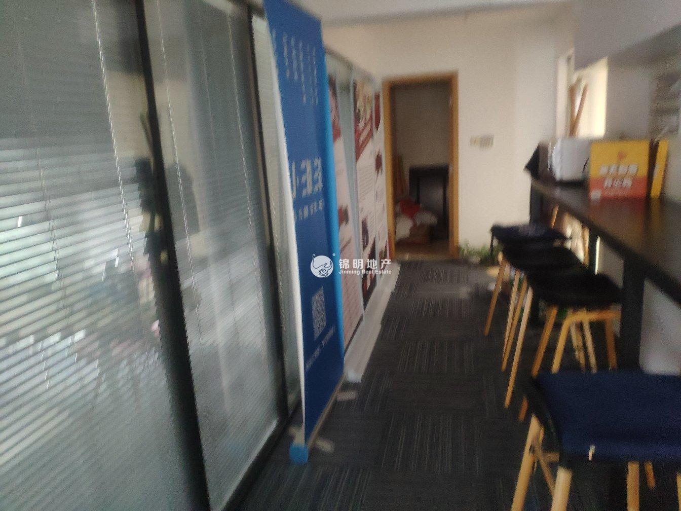 中山公园华宁国际广场208平米写字楼出租