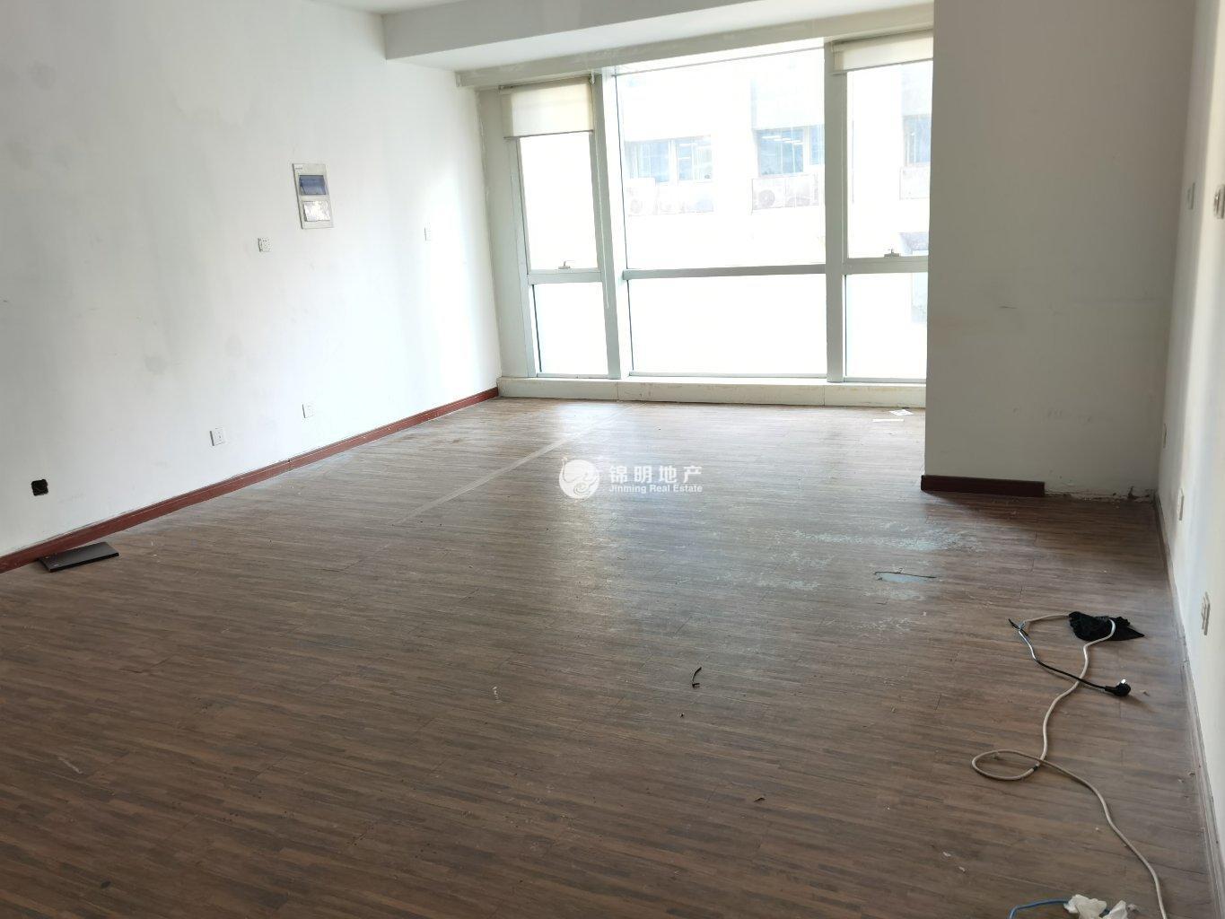 长寿路财富时代大厦54平米写字楼出租