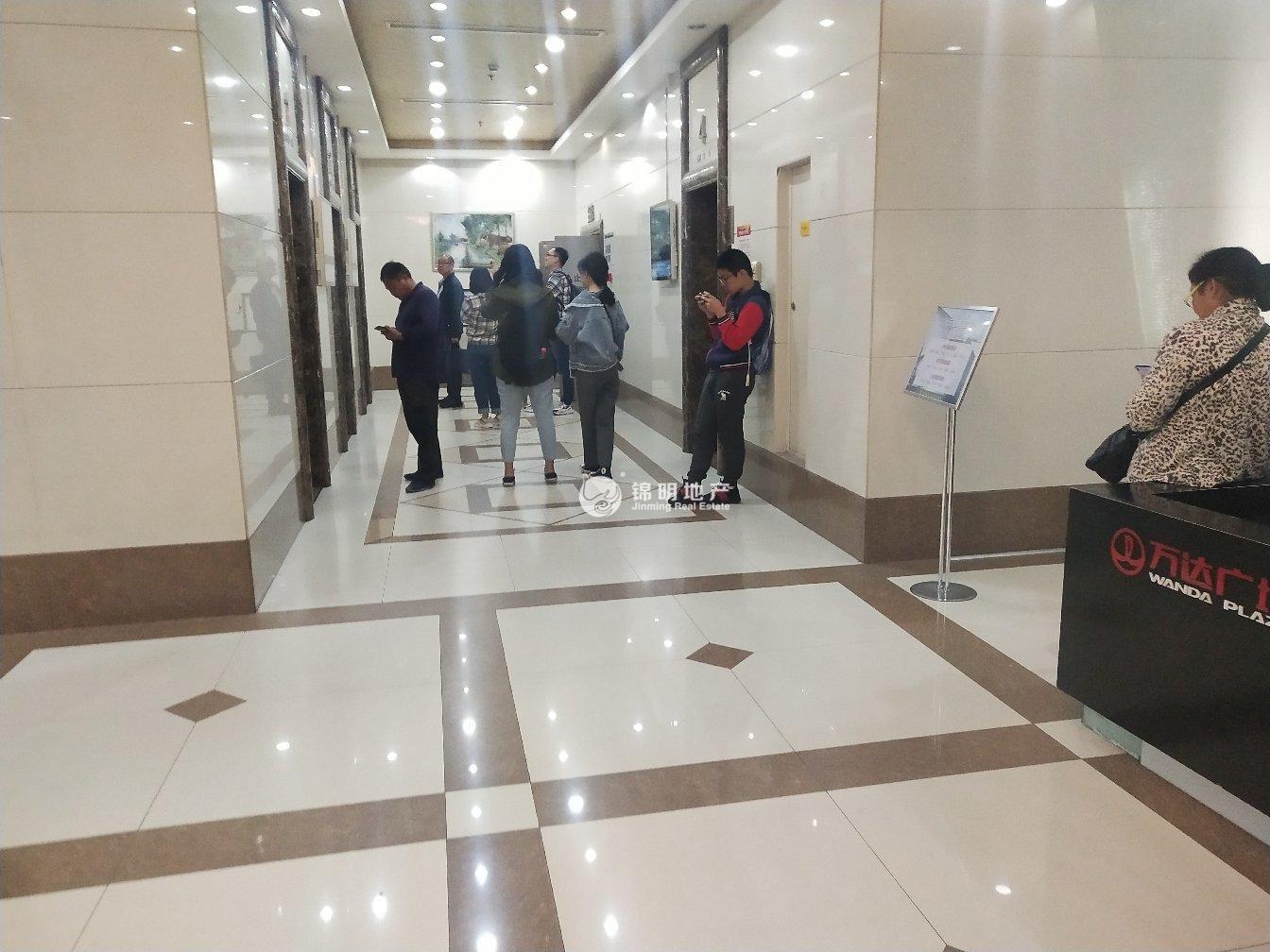 五角场五角场万达广场182平米写字楼出租