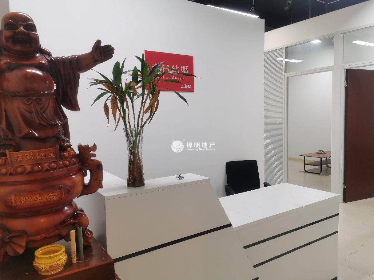 华漕万科时一区154平米写字楼出租