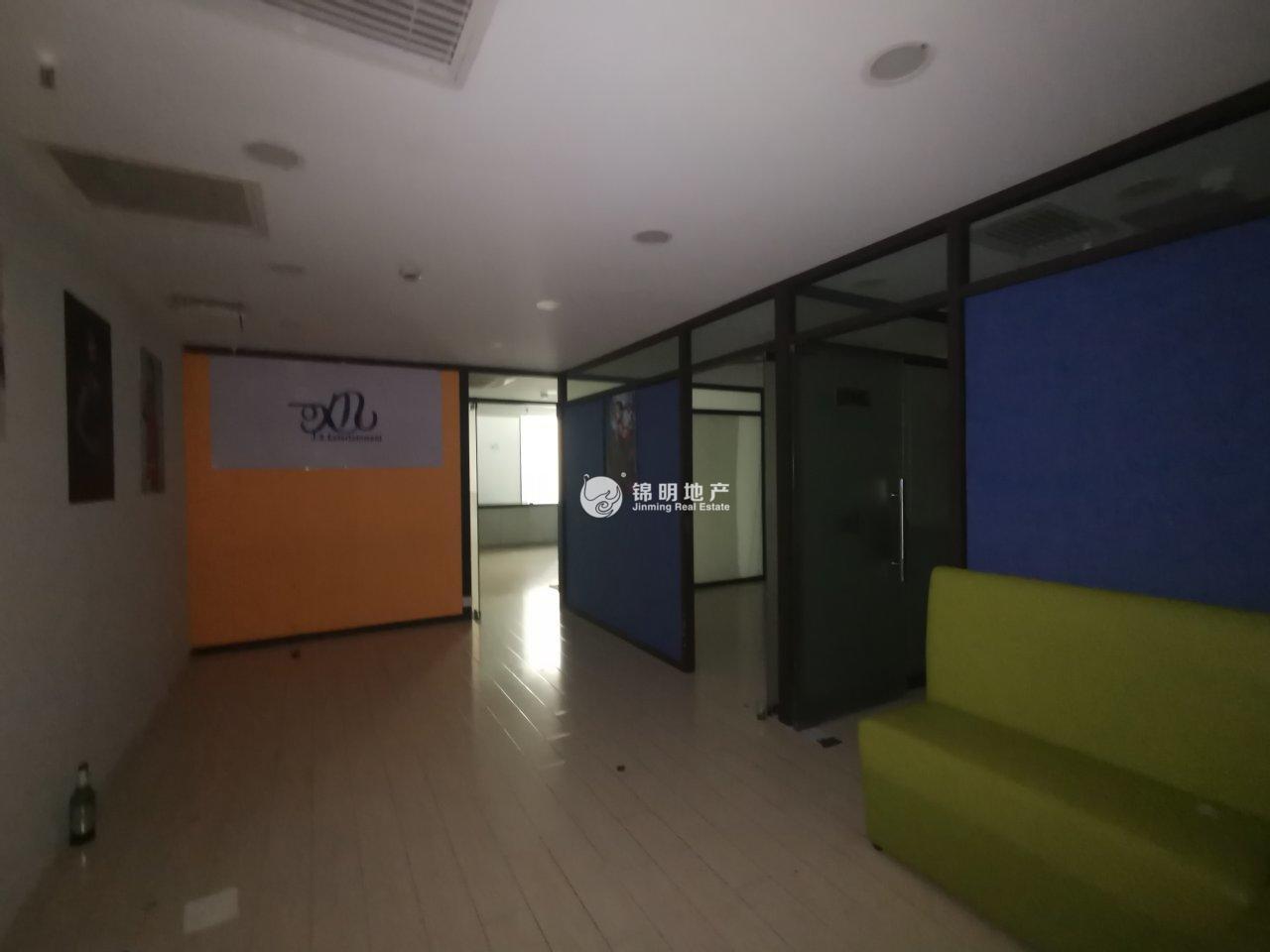 徐家汇飞雕国际大厦233平米写字楼出租