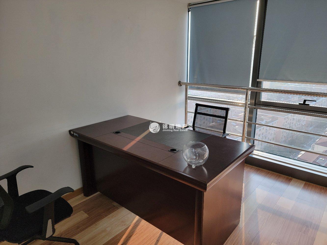 中山公园舜元企业发展大厦81平米写字楼出租