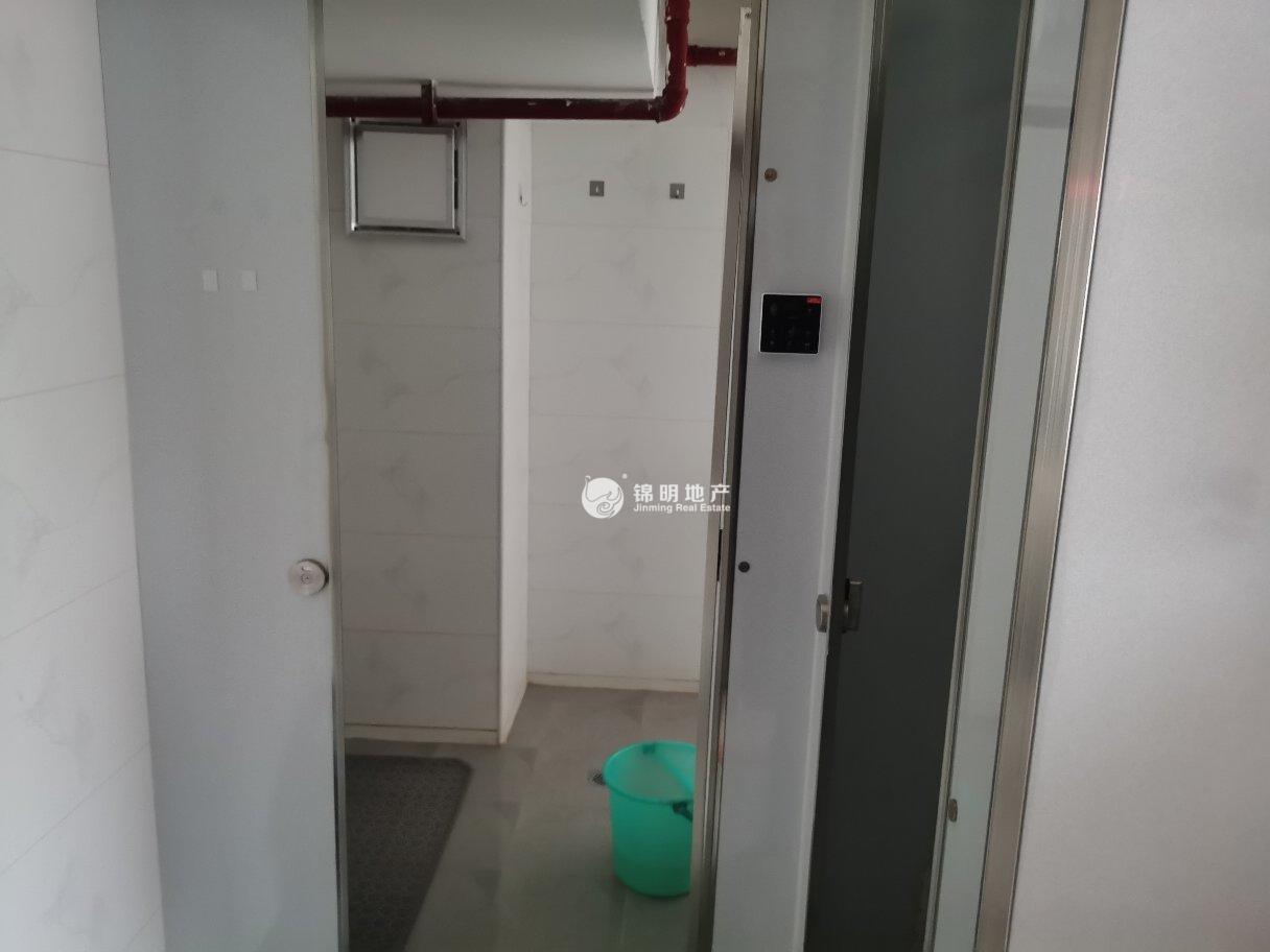 西藏北路金赢108创意广场68平米写字楼出租