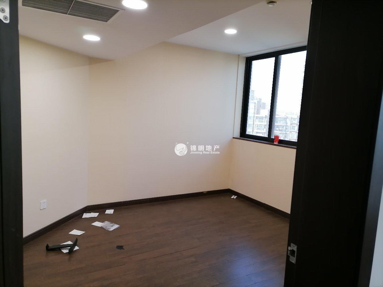 四川北路永融企业中心237平米写字楼出租