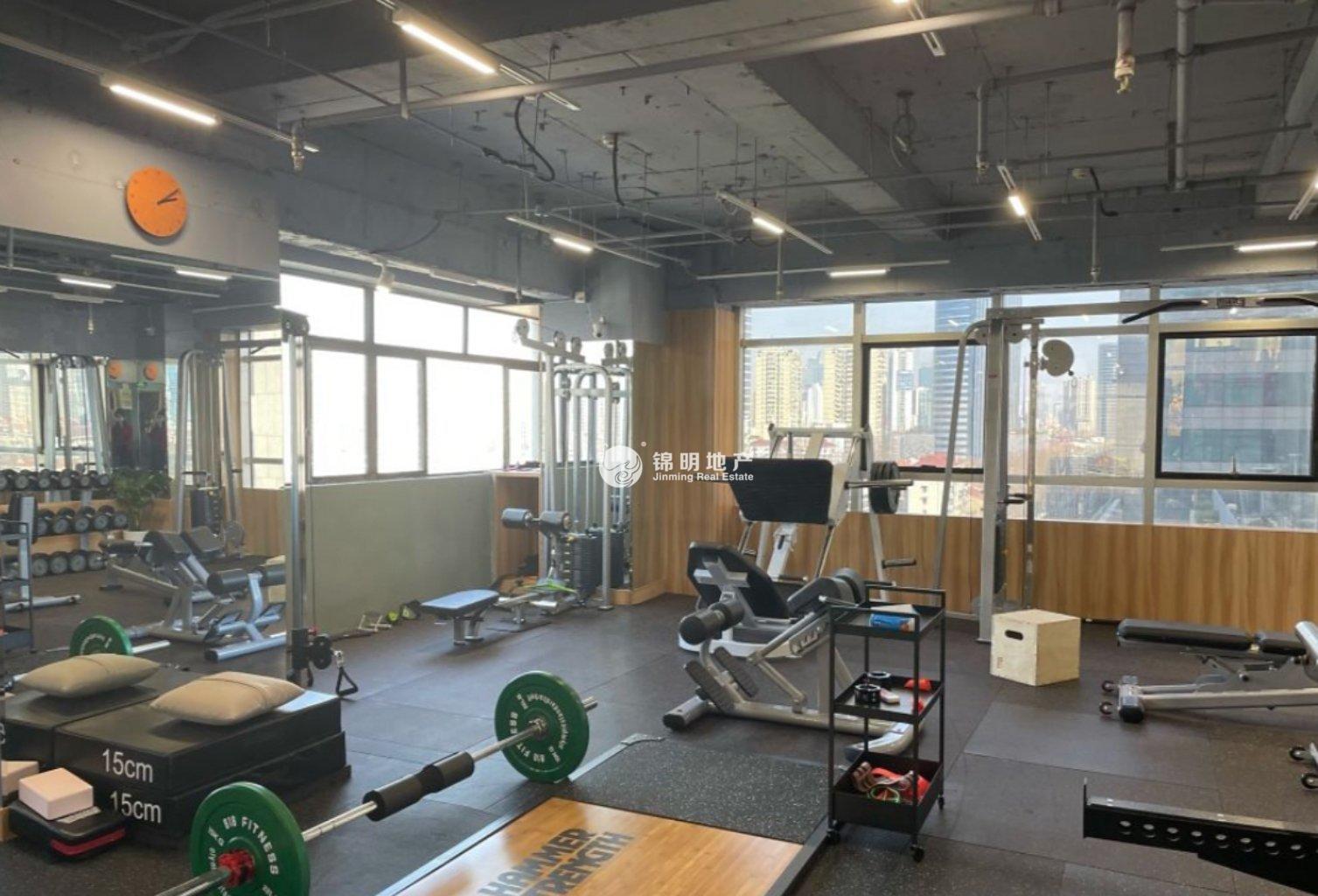 中山公园亨通国际大厦230平米写字楼出租