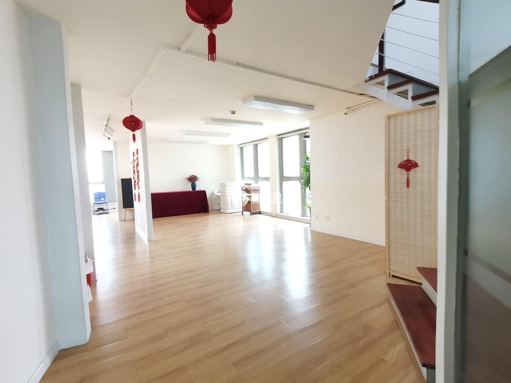 曹杨尚诚国际163平米写字楼出租