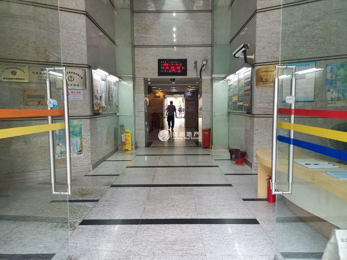 南京西路申银发展大厦175平米写字楼出租