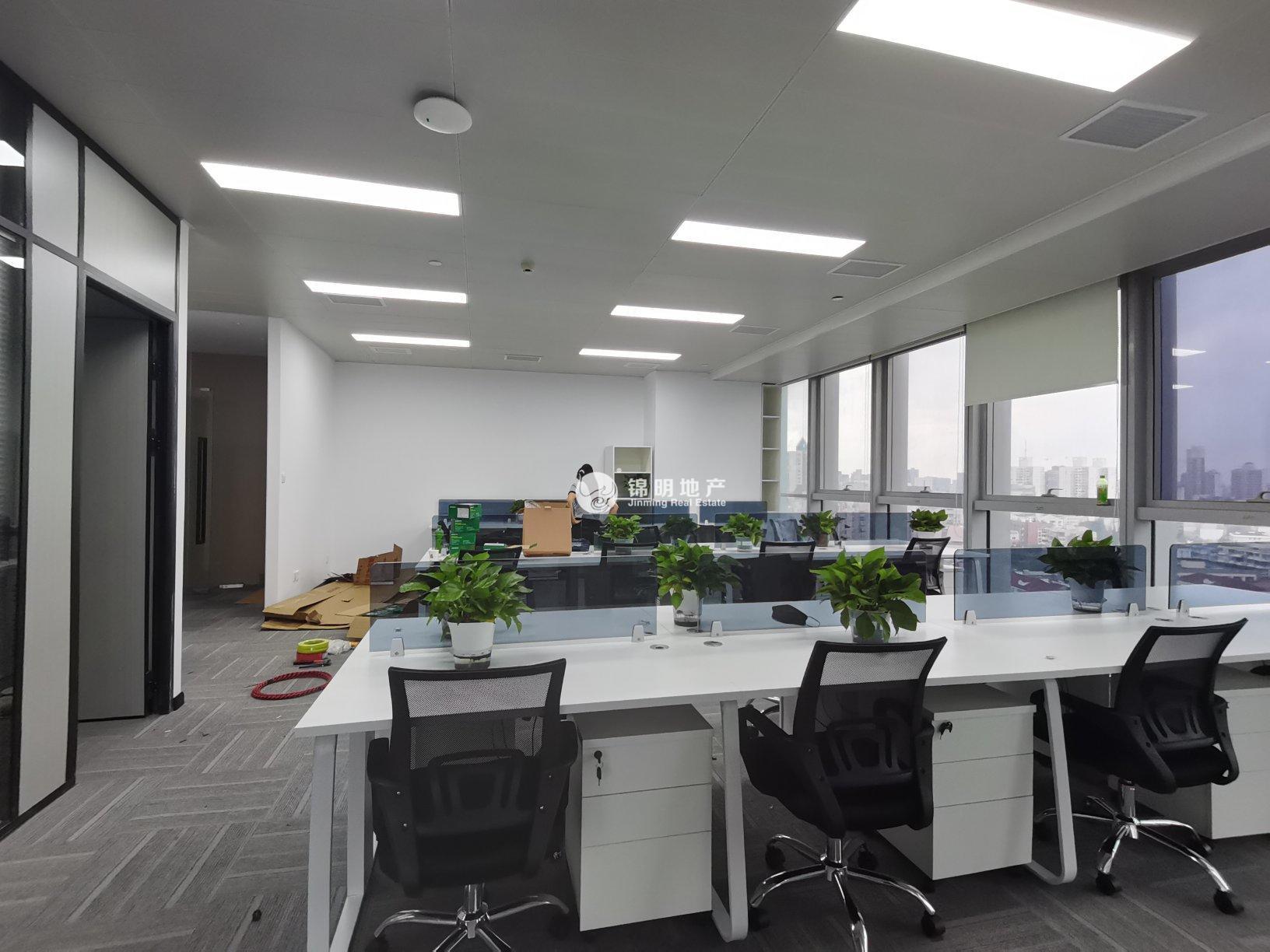 曹杨长城大厦145平米写字楼出租