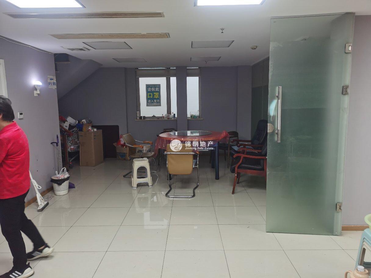 西藏北路金赢108创意广场68平米写字楼出租