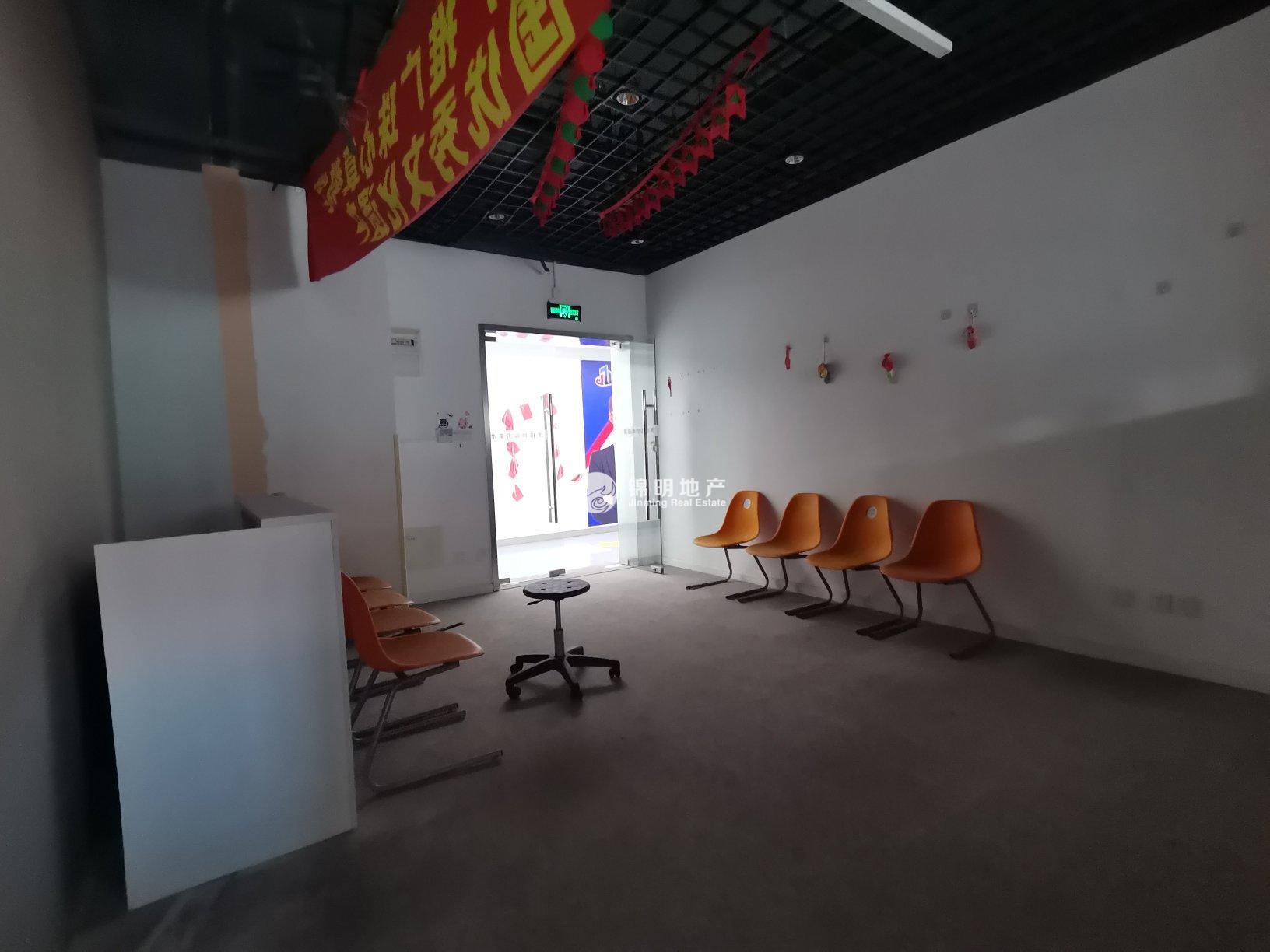 光新万业远景大厦（万业新阶）84平米写字楼出租
