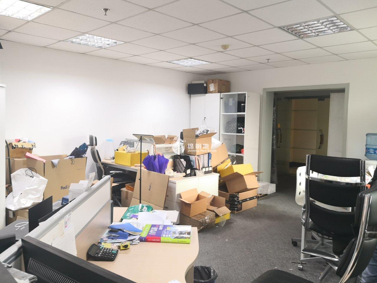 中山公园嘉利大厦71平米写字楼出租