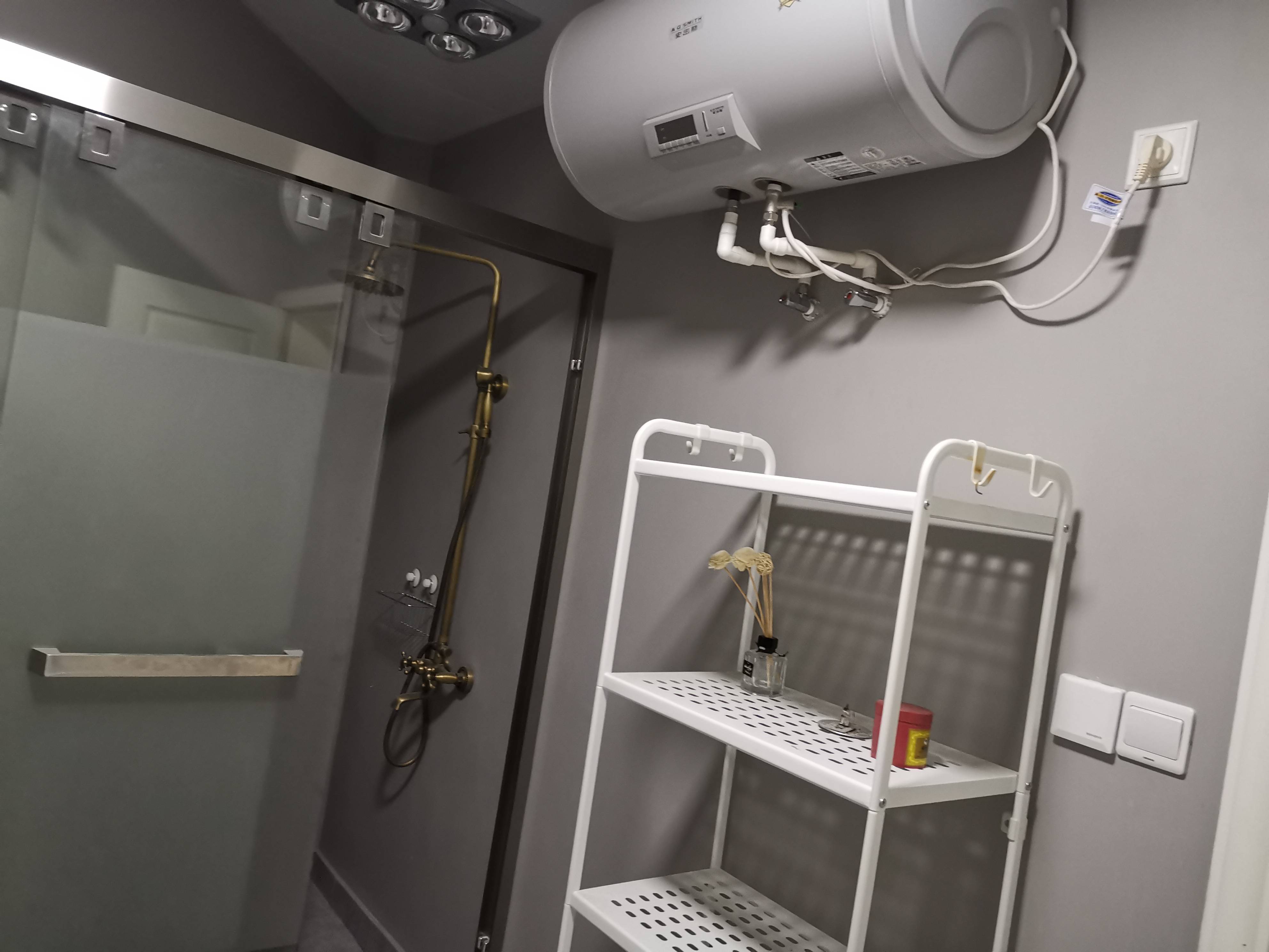 西藏北路申航大厦120平米写字楼出租