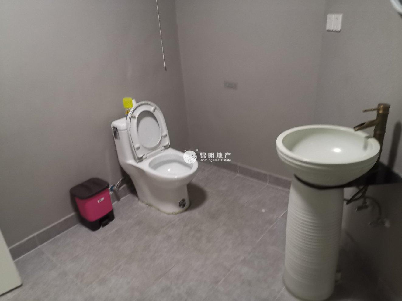 西藏北路申航大厦120平米写字楼出租