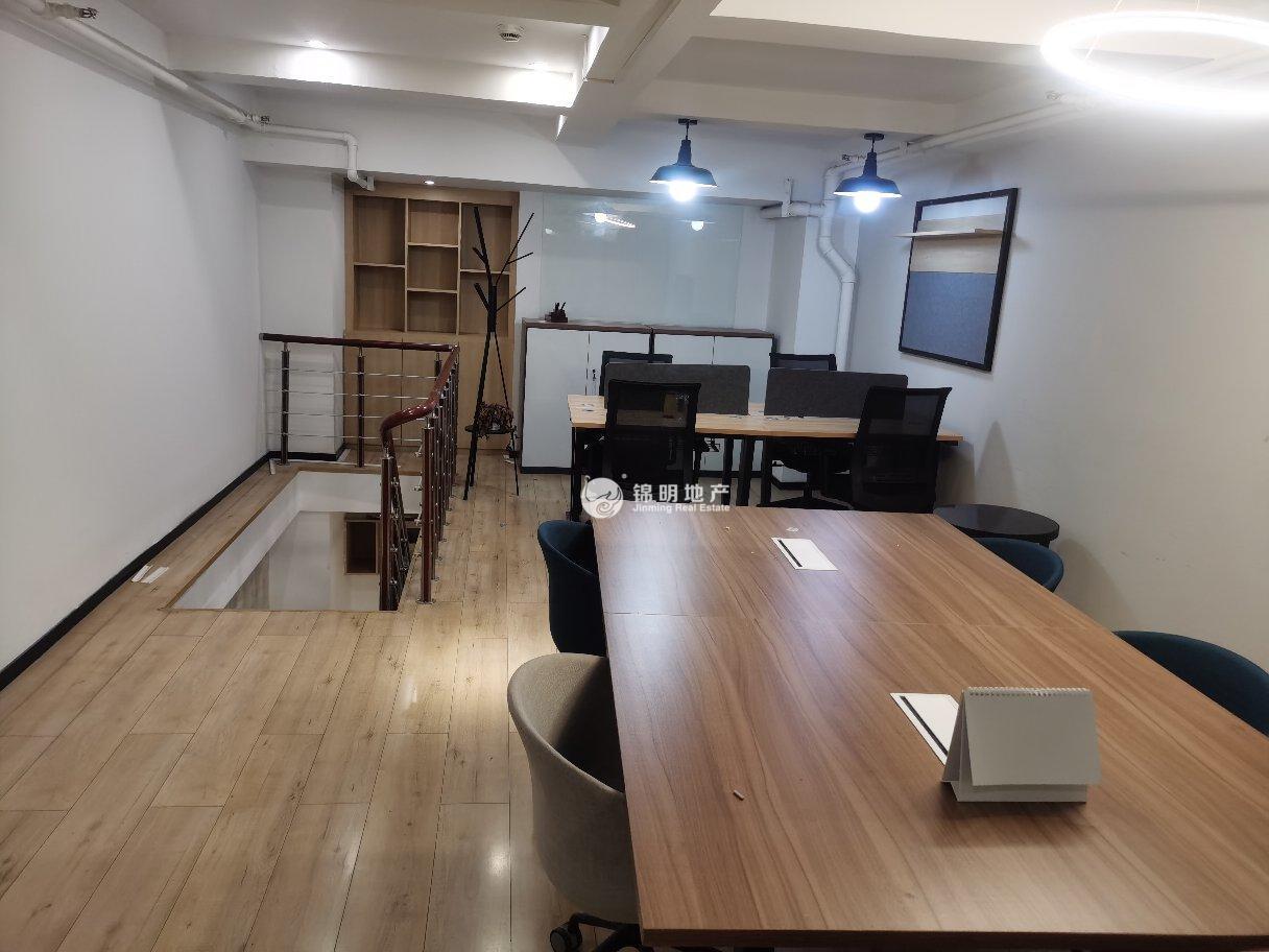 西藏北路金赢108创意广场65平米写字楼出租