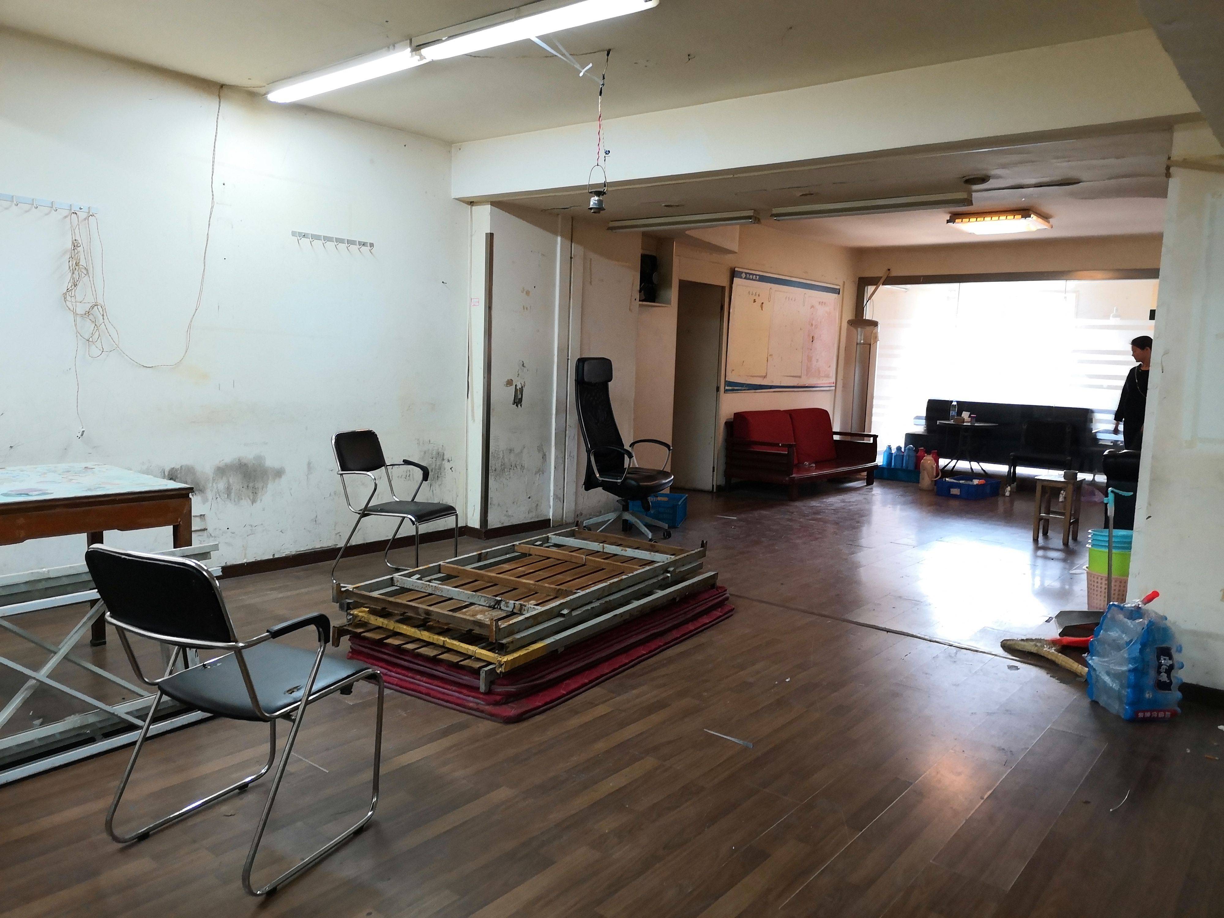 徐家汇之俊大厦240平米写字楼出租