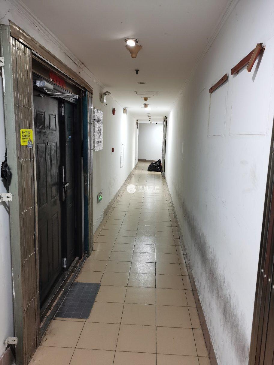 西藏北路申航大厦176平米写字楼出租