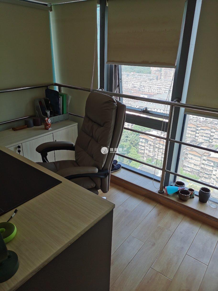 西藏北路金赢108创意广场62平米写字楼出租