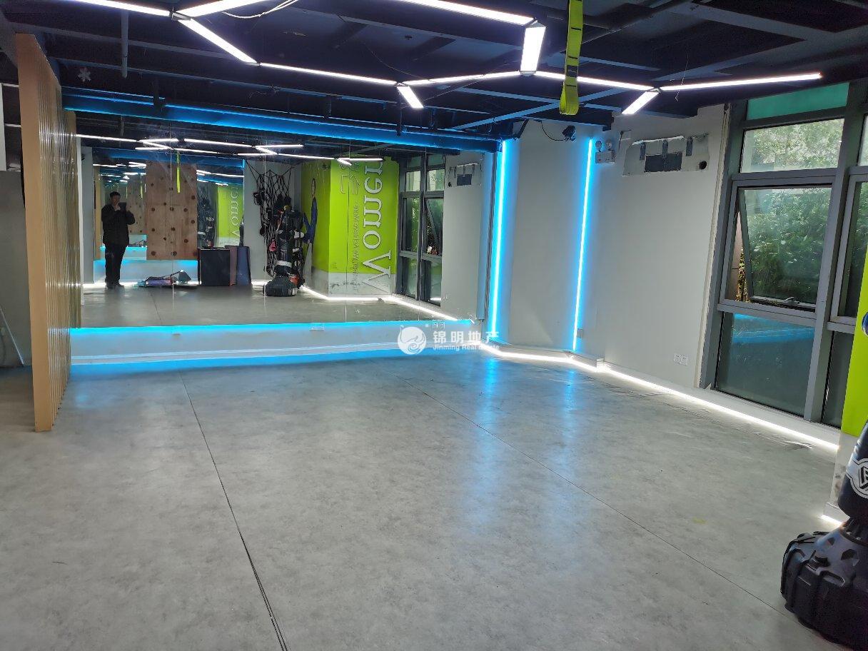 西藏北路金赢108创意广场80平米写字楼出租