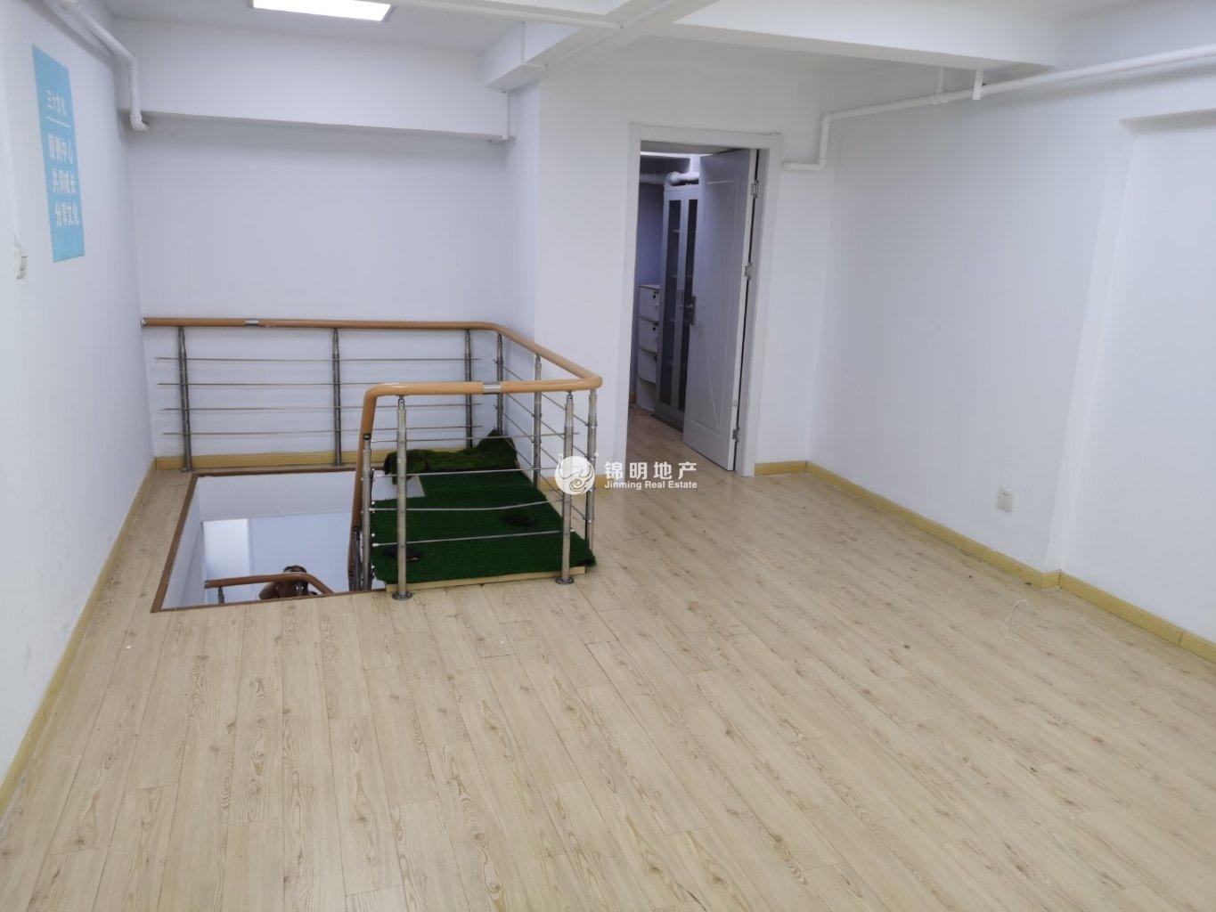 西藏北路金赢108创意广场65平米写字楼出租