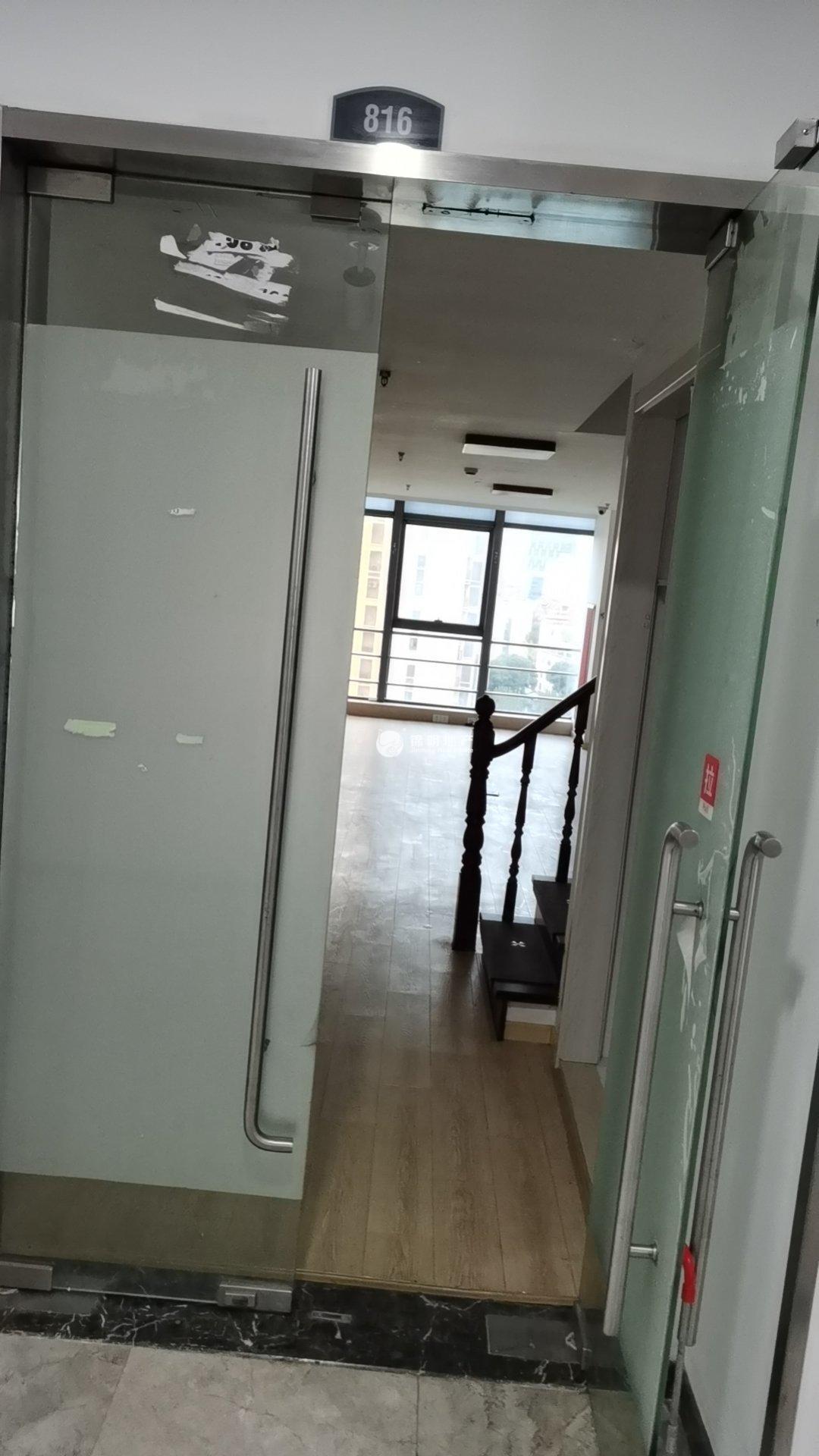 西藏北路金赢108创意广场64平米写字楼出租