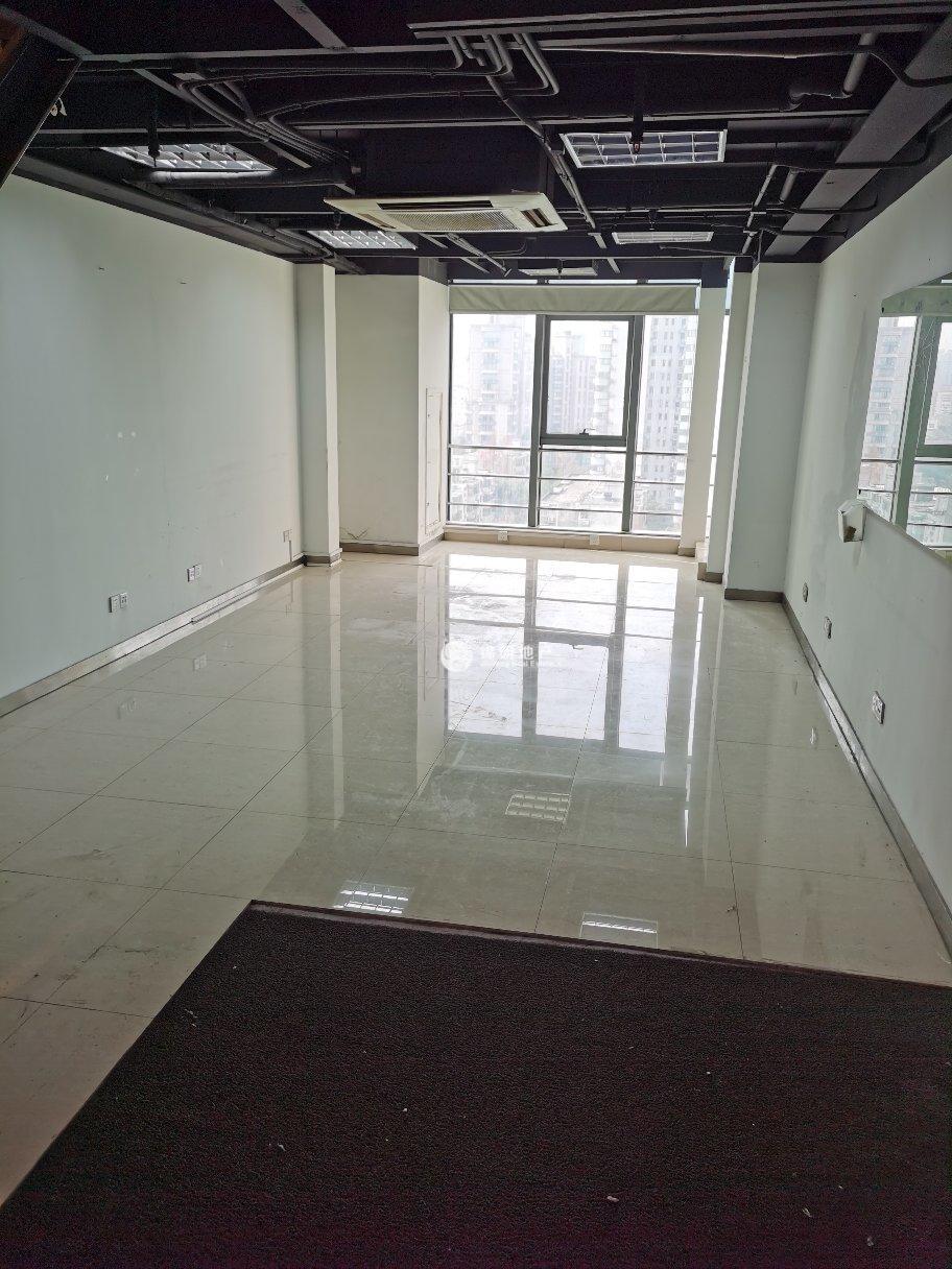 西藏北路金赢108创意广场62平米写字楼出租