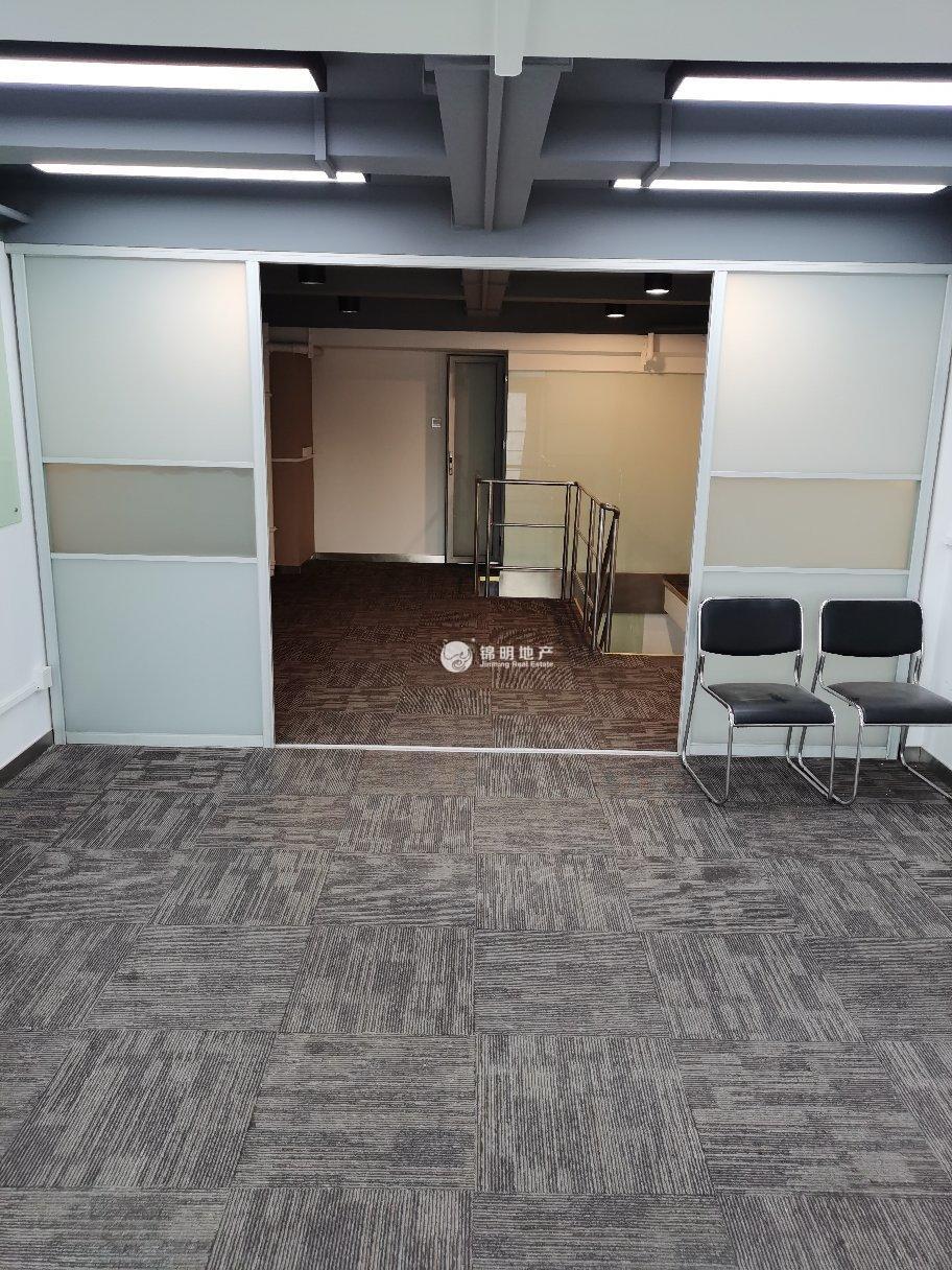 西藏北路金赢108创意广场62平米写字楼出租