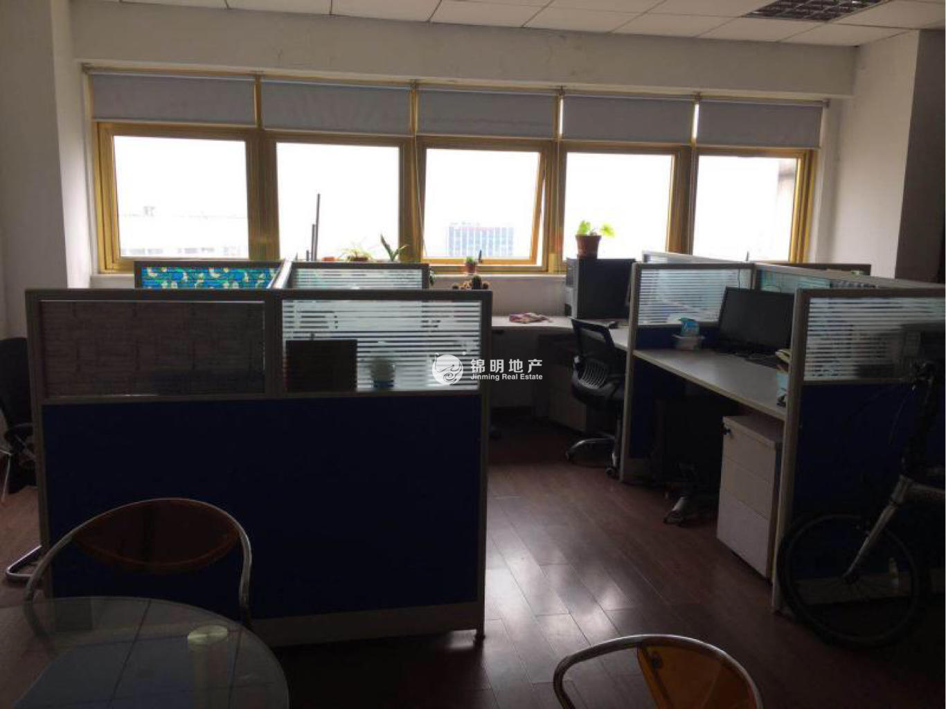 不夜城云华科技大厦64平米写字楼出租