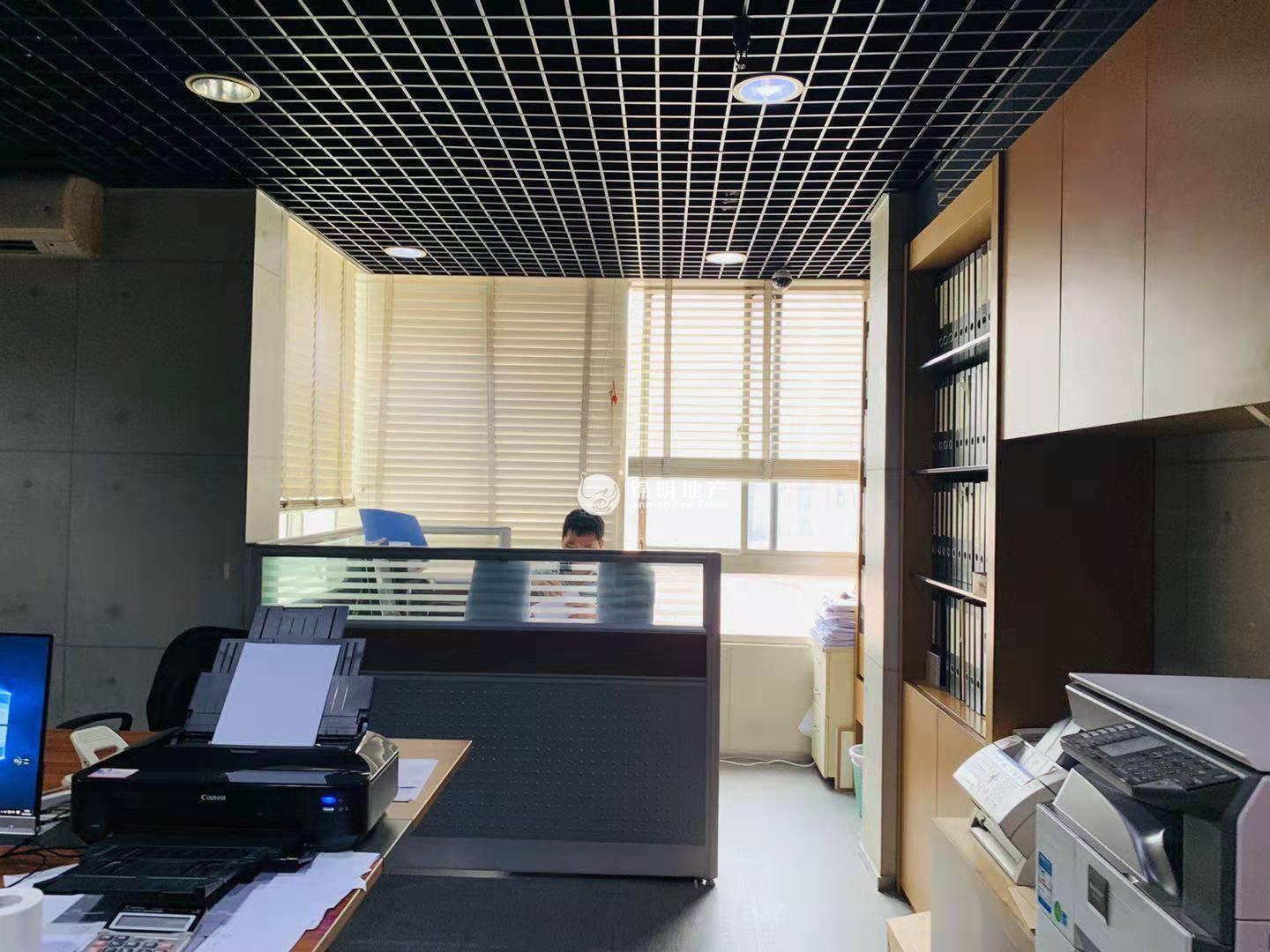 南京西路申银发展大厦125平米写字楼出租