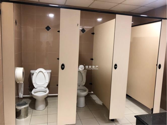 人民广场港泰广场168平米写字楼出租