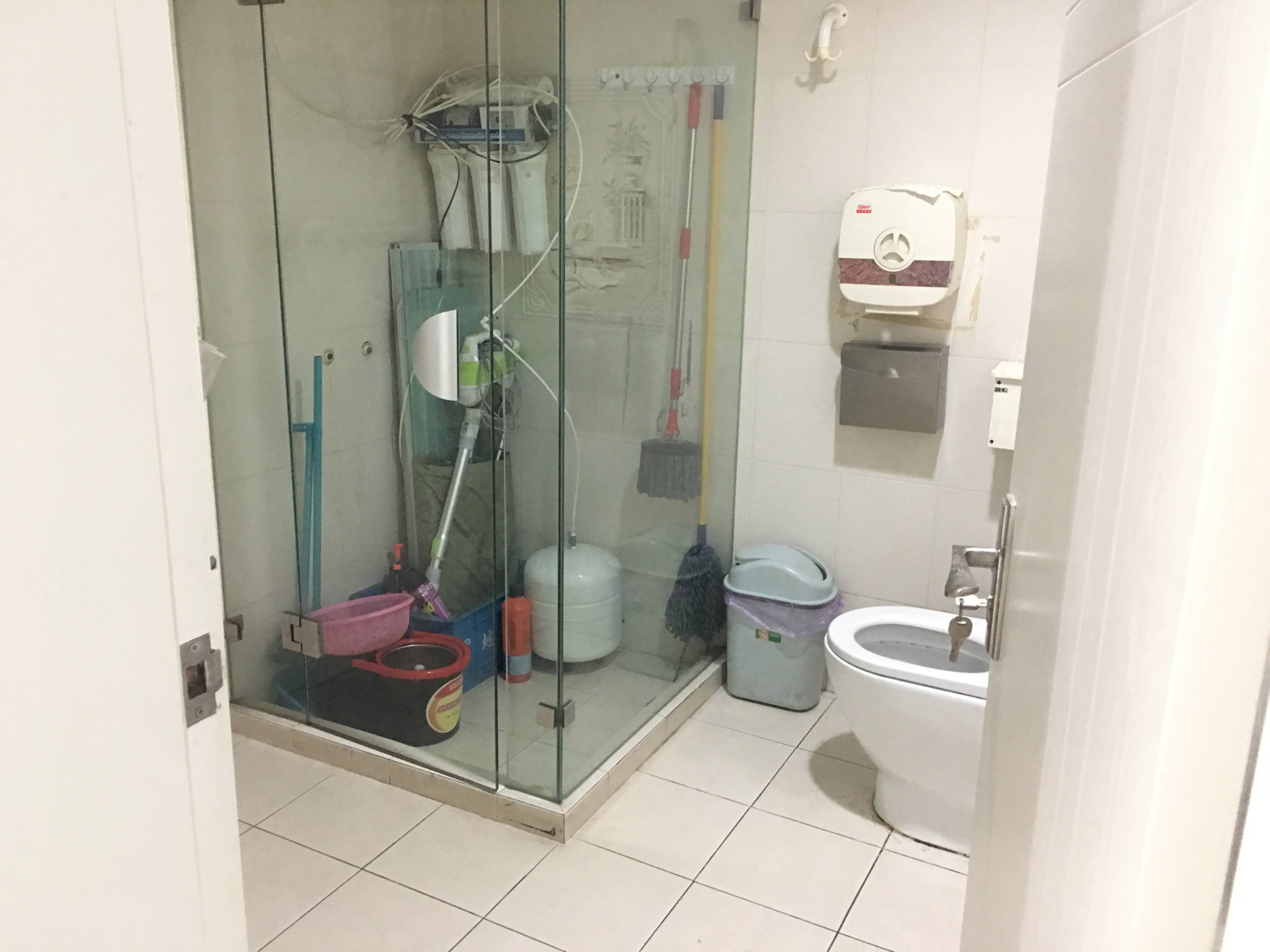 徐家汇五洲国际大厦179平米写字楼出租