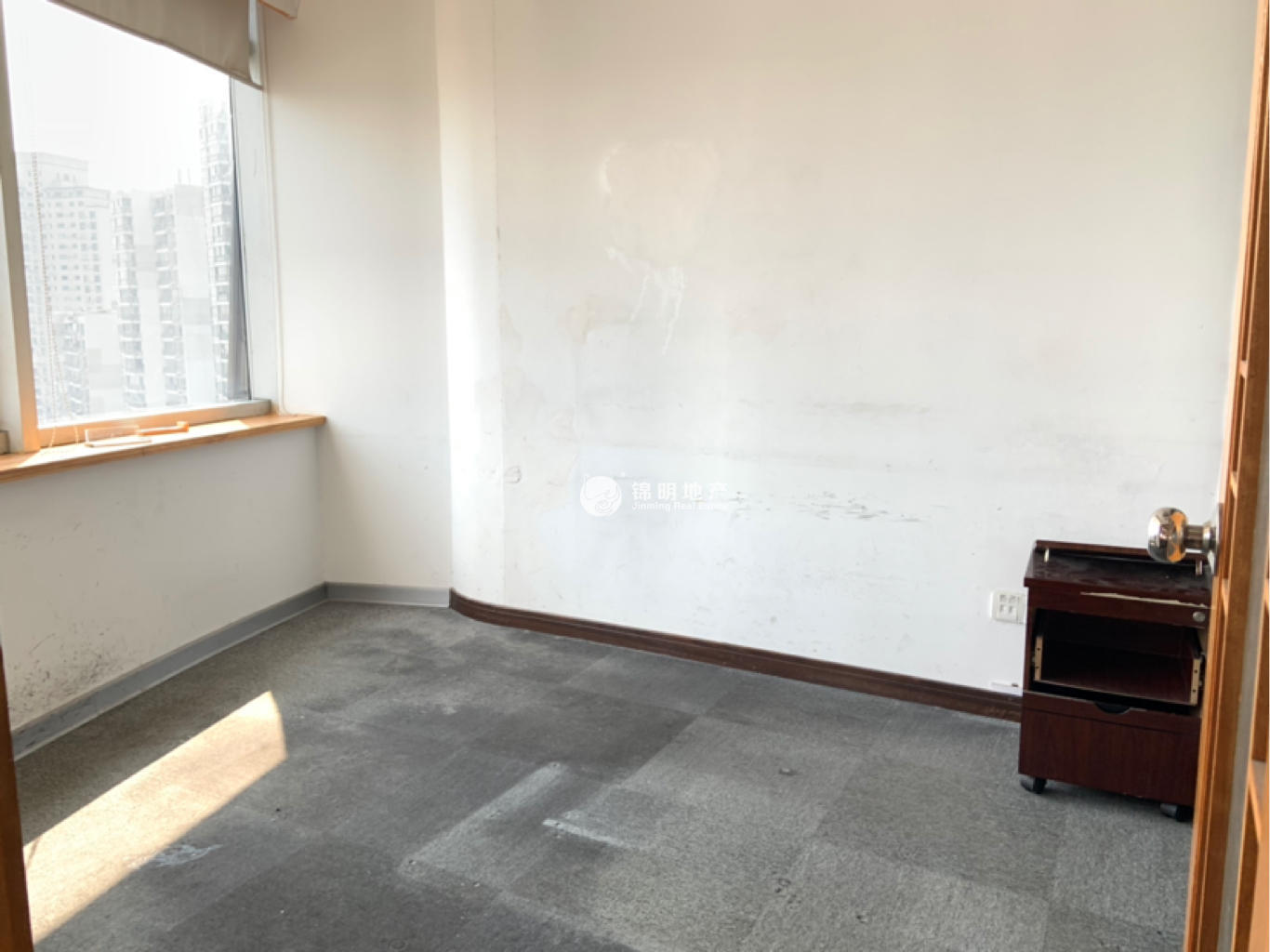 曹杨中关村科技大厦104平米写字楼出租