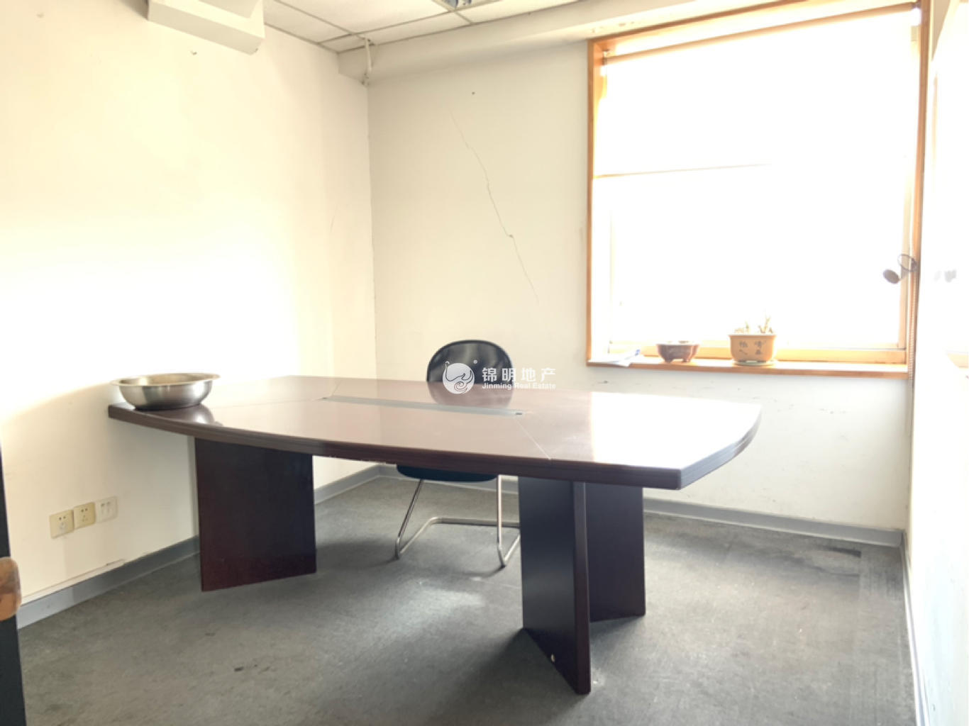 曹杨中关村科技大厦104平米写字楼出租