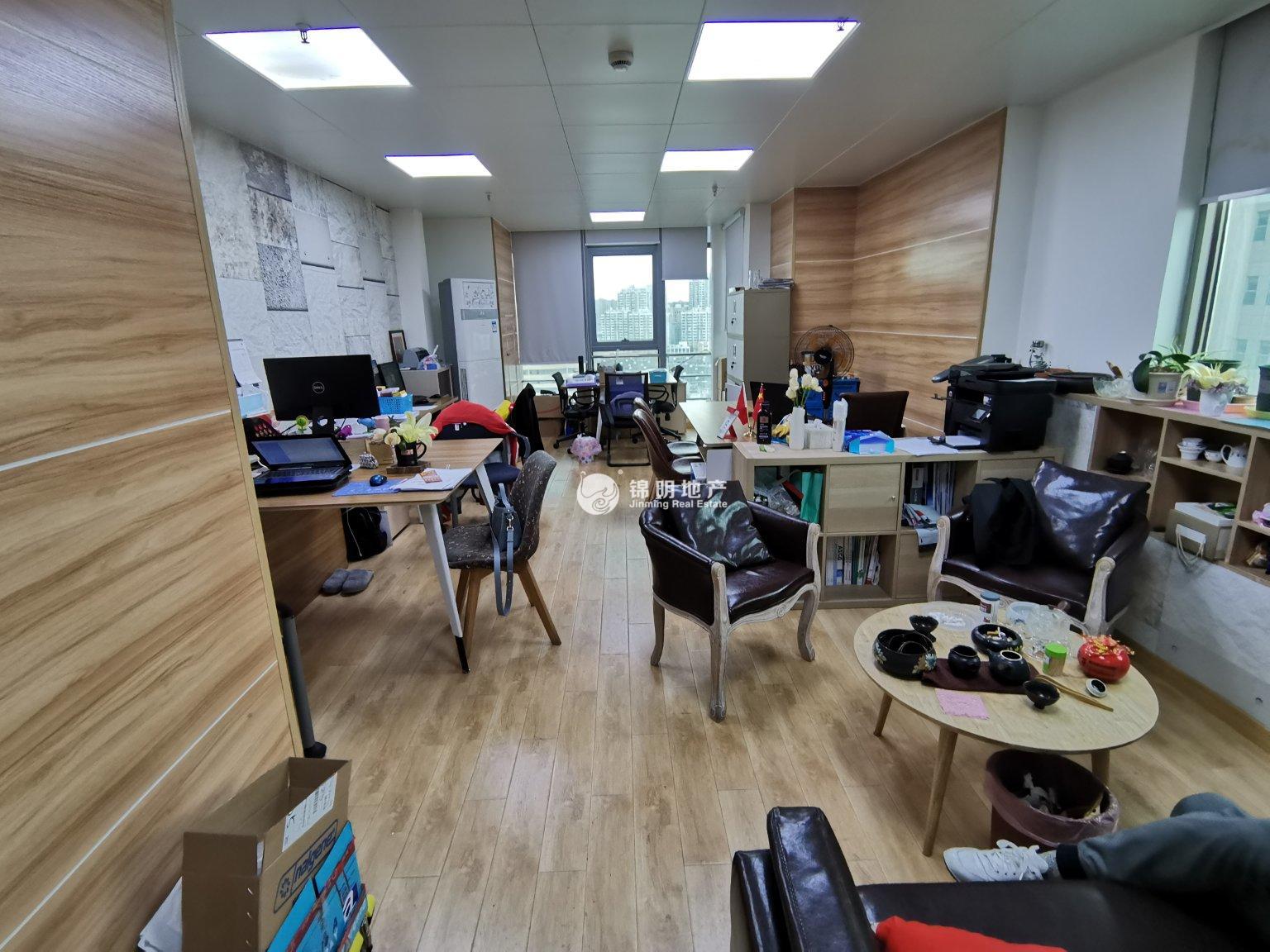 西藏北路金赢108创意广场68平米写字楼出租