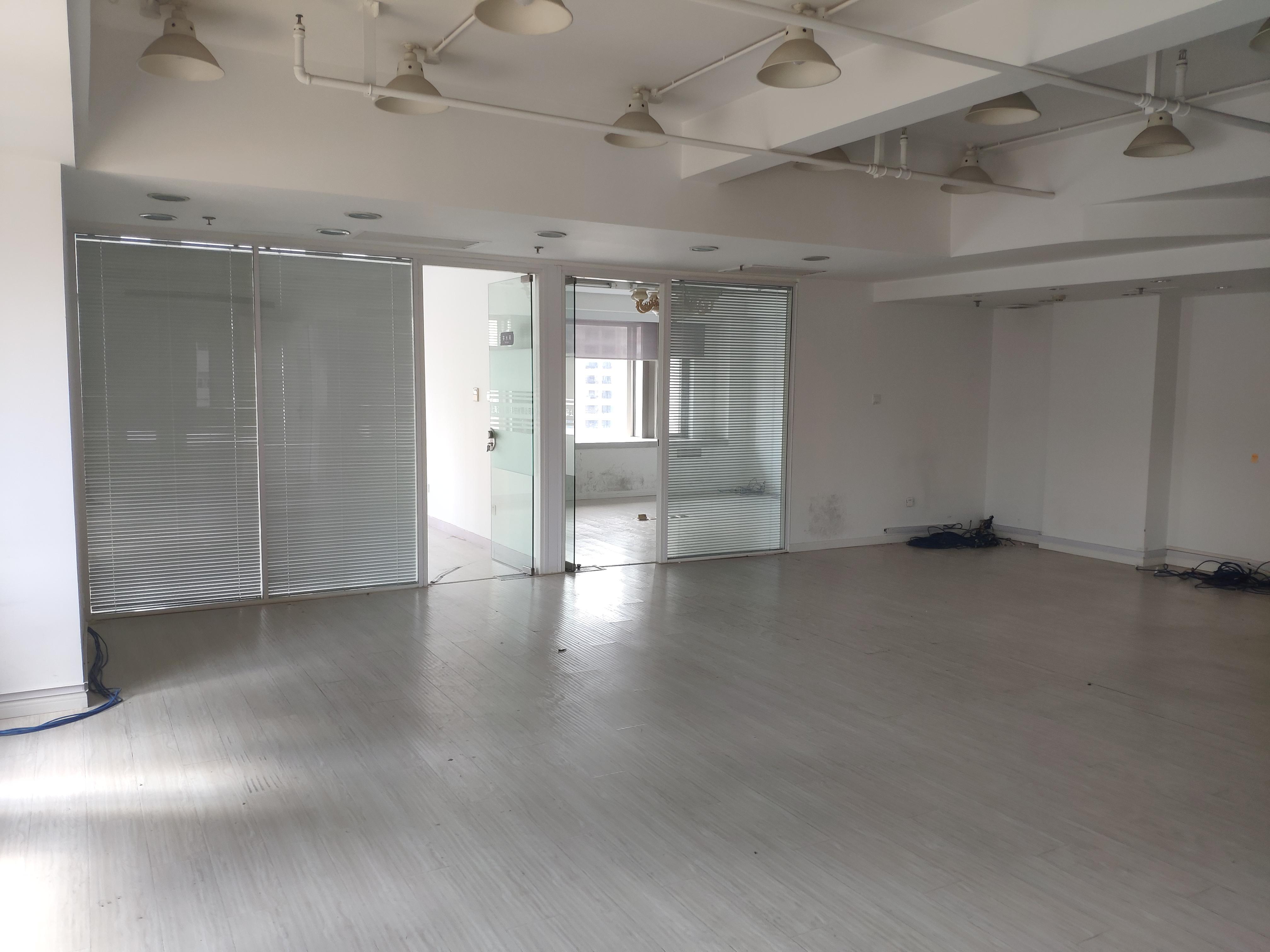 豫园旺角广场191平米写字楼出租