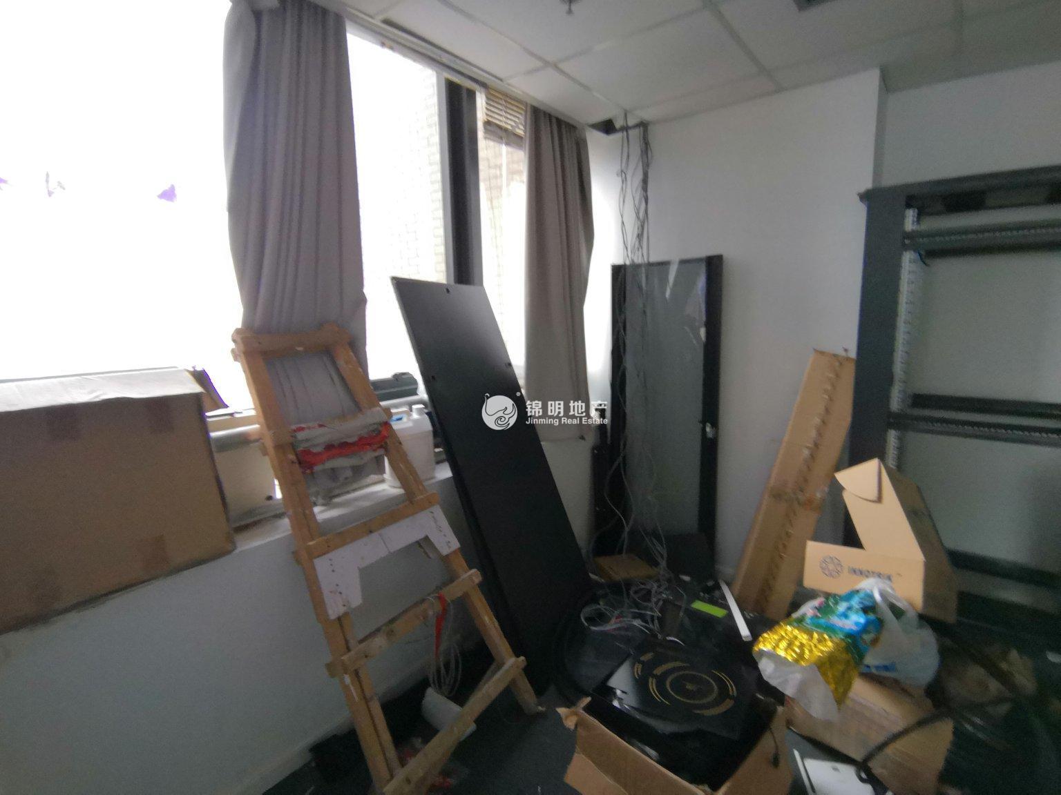 徐家汇圣爱大厦240平米写字楼出租