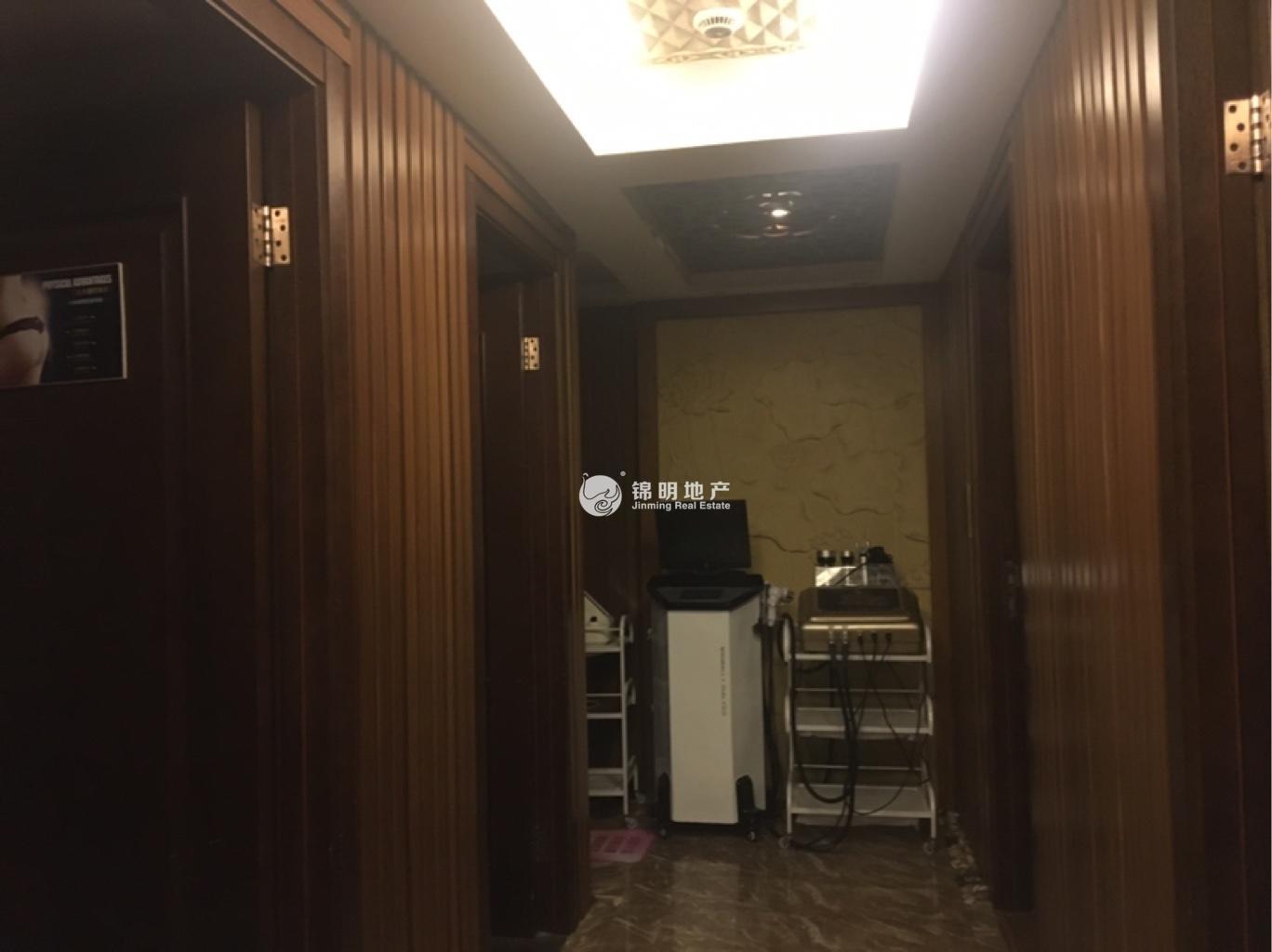 莘庄绿地蓝海54平米写字楼出租