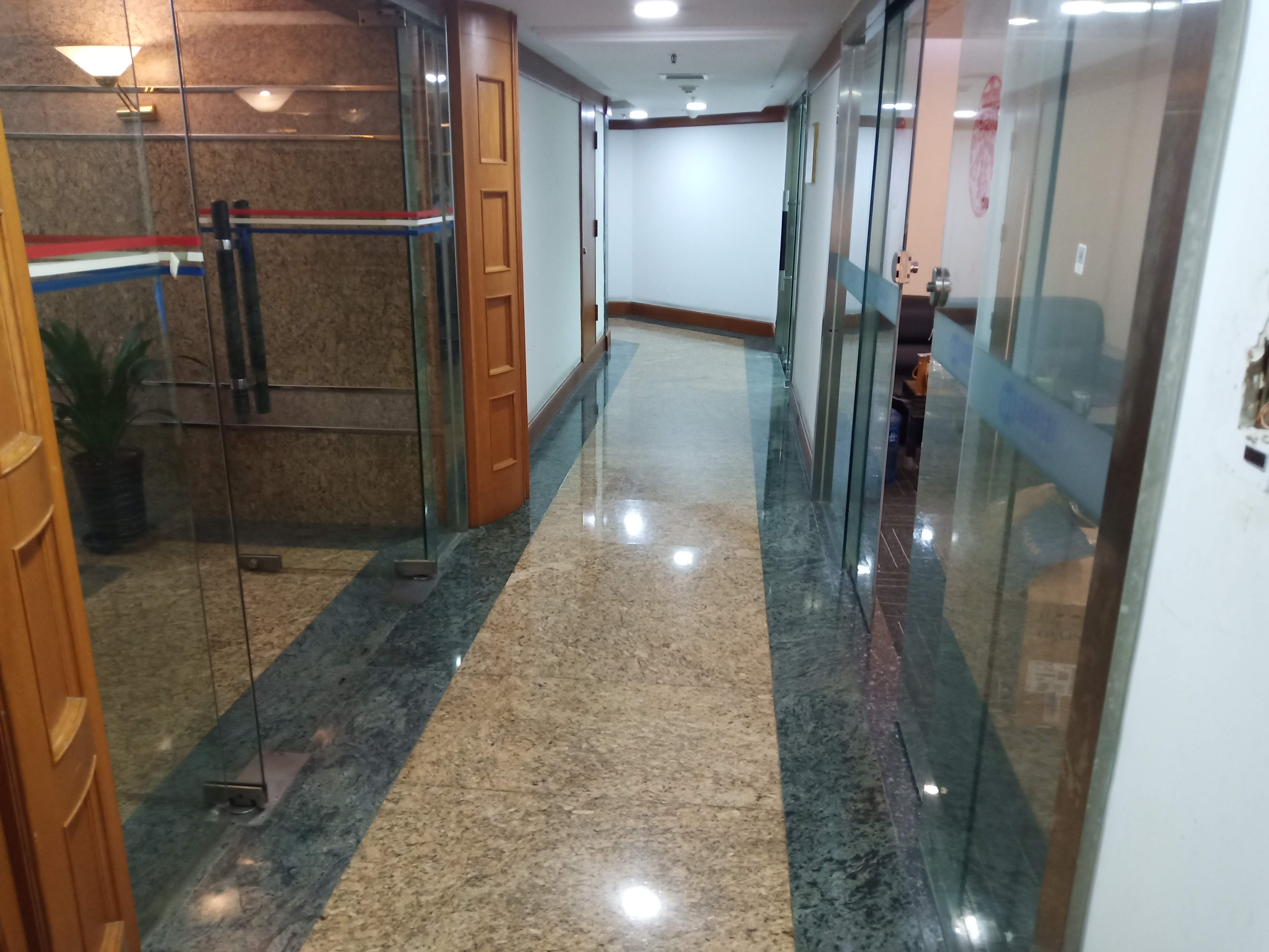 潍坊华都大厦98平米写字楼出租