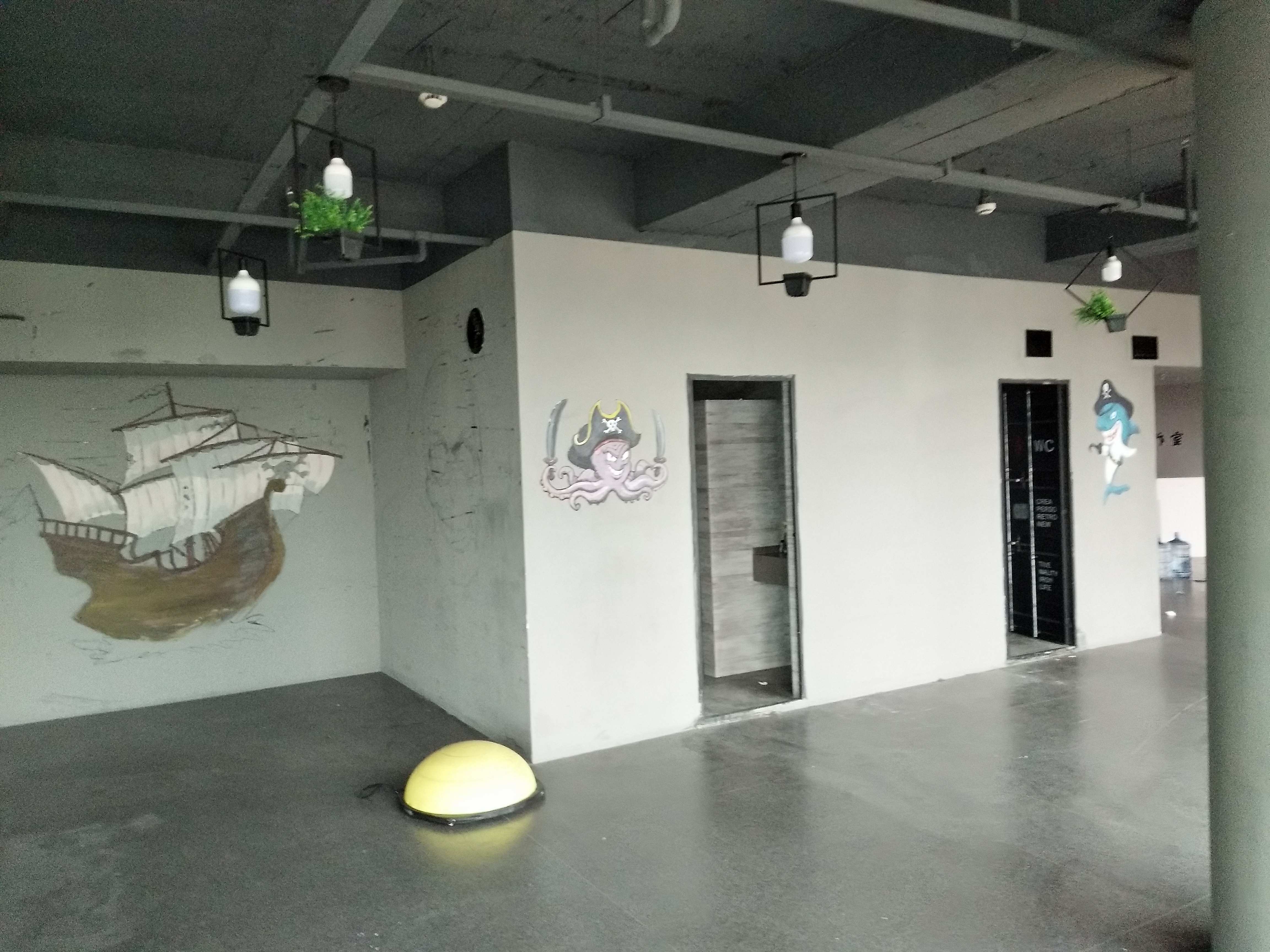 静安寺环球世界大厦168平米写字楼出租