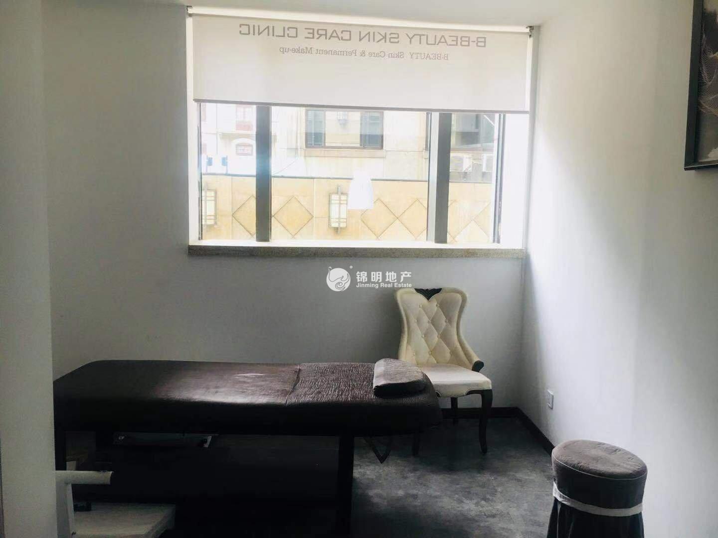 万体馆汇智大厦(漕溪北路)176平米写字楼出租