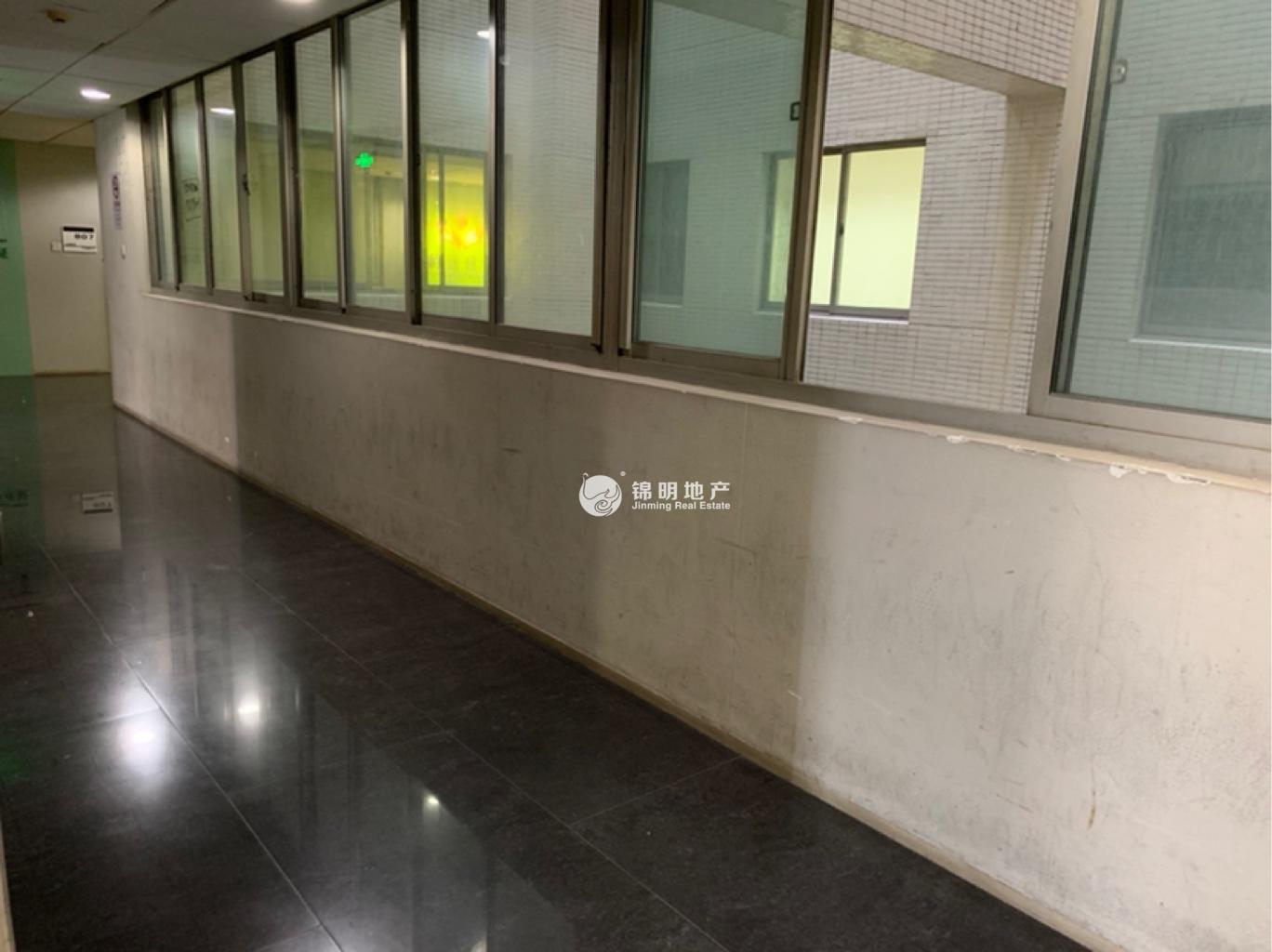 不夜城上海现代交通商务大厦197平米写字楼出租