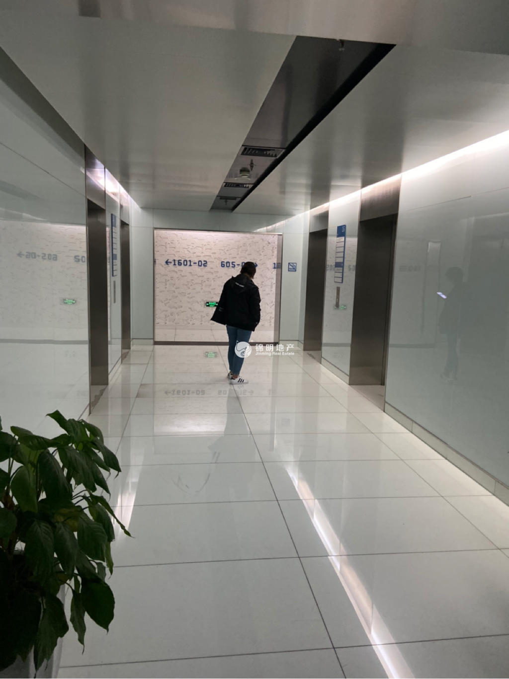 四川北路海泰国际大厦140平米写字楼出租